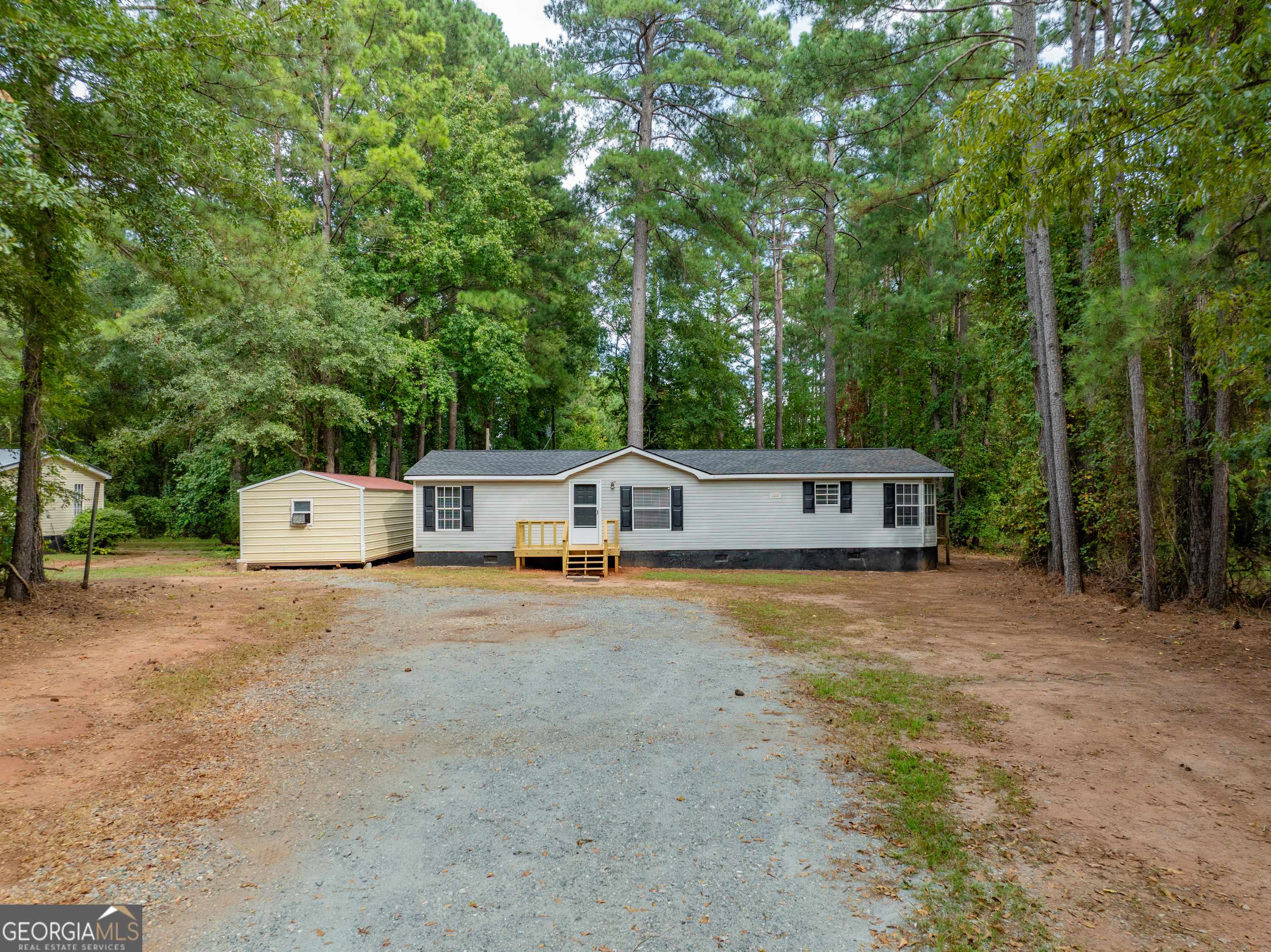 Milledgeville, GA 31061,235 B Little RD NW