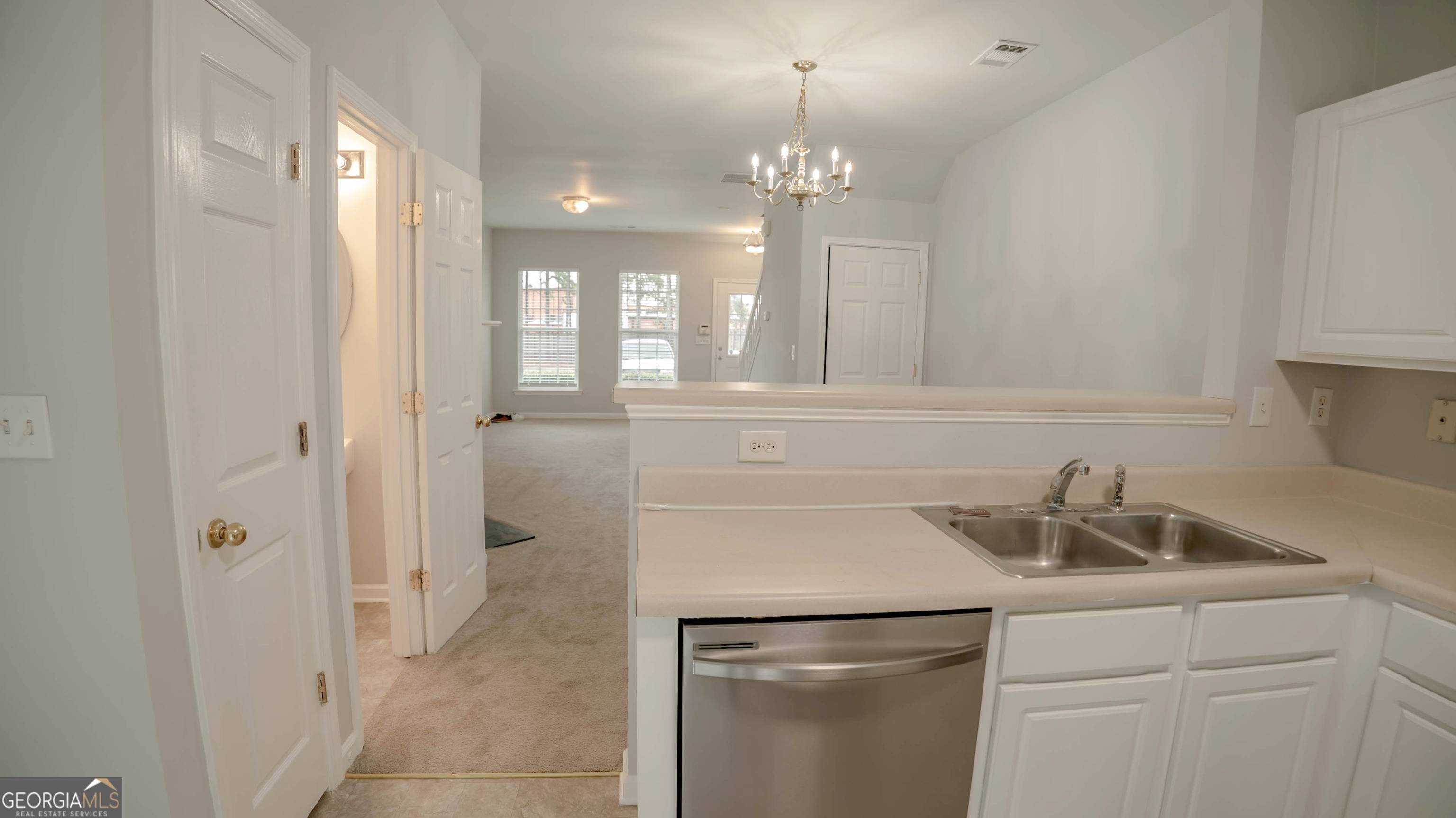 Peachtree Corners, GA 30092,3208 Hidden Cove CIR