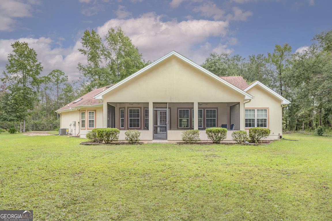 Woodbine, GA 31569,85 Palomino CT