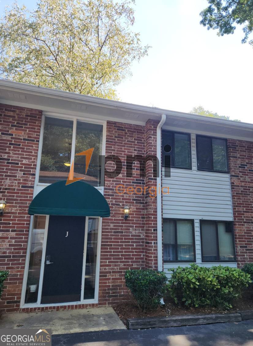 Atlanta, GA 30342,4266 Roswell RD NE #APT J 4