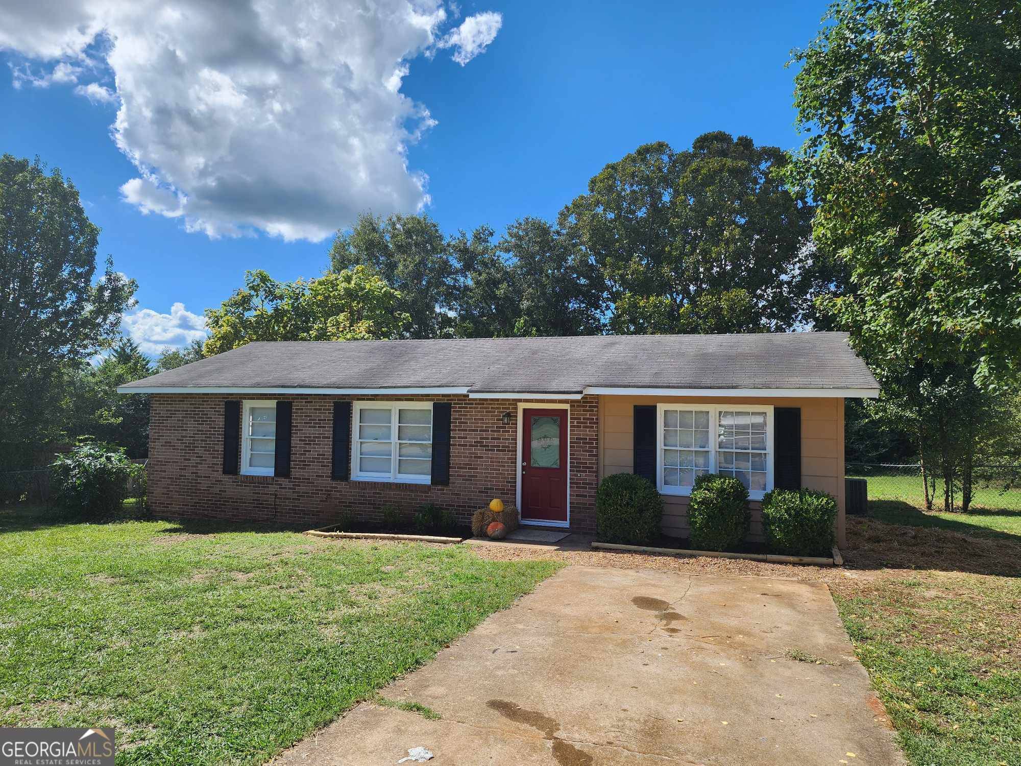 Thomaston, GA 30286,715 Sherri ST