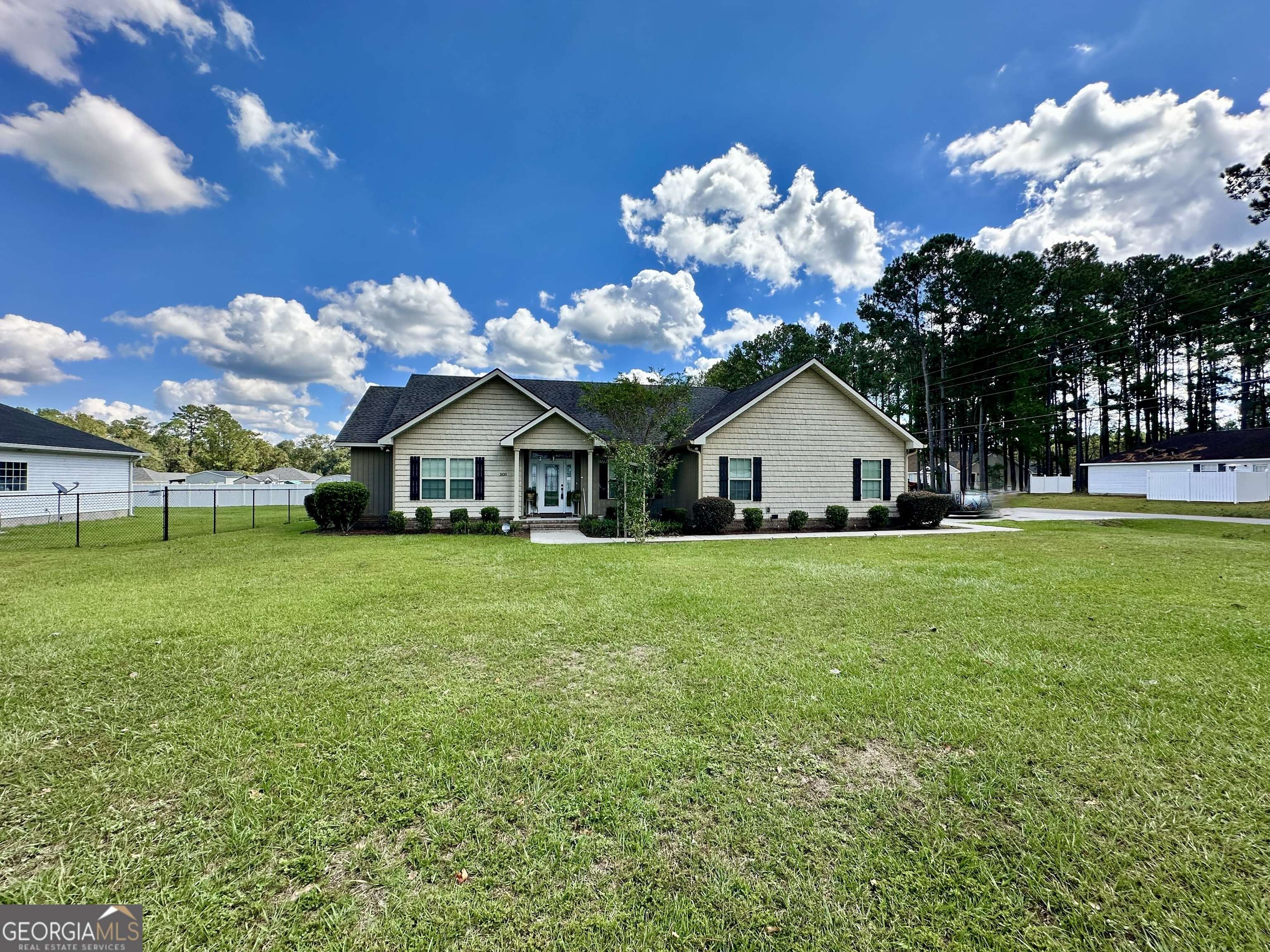 Waycross, GA 31503,500 Tomberlin RD