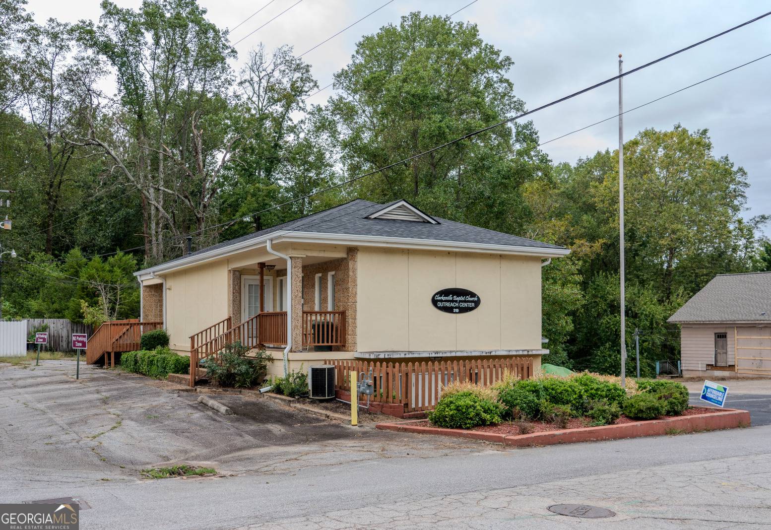 Clarkesville, GA 30523,319 Madison ST