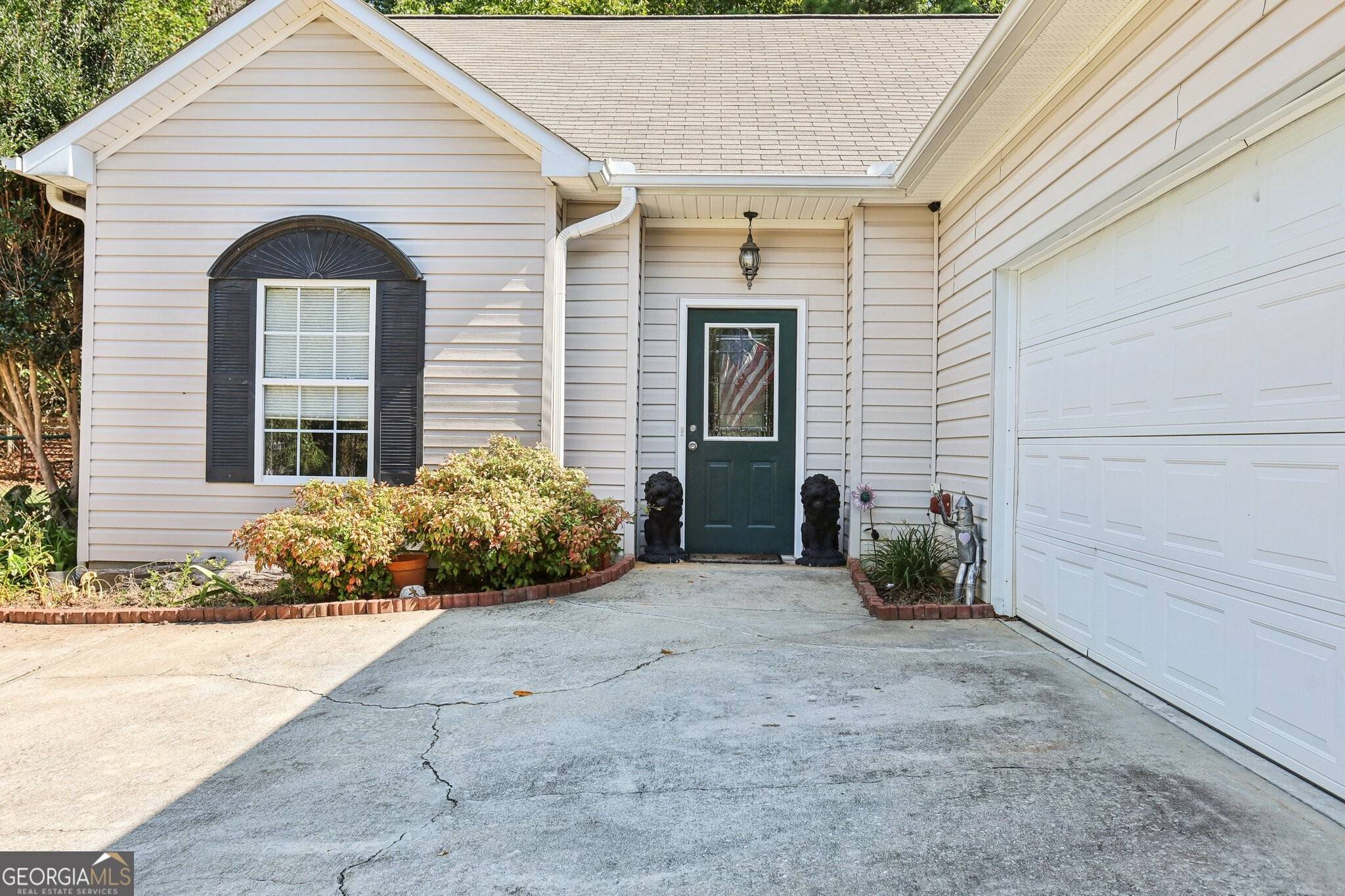 Flowery Branch, GA 30542,3676 Misty Oak DR