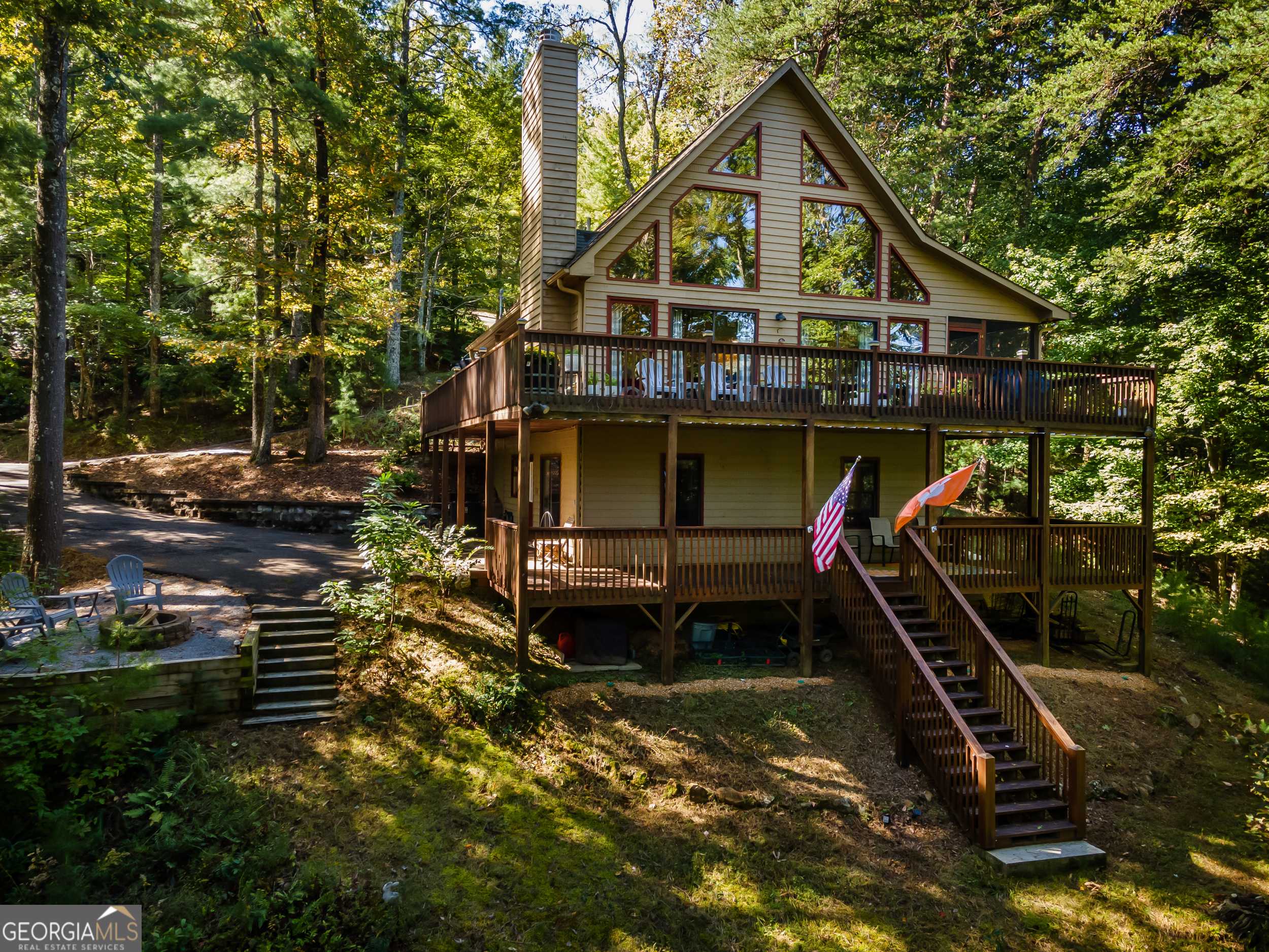 Ellijay, GA 30536,136 W Park CT