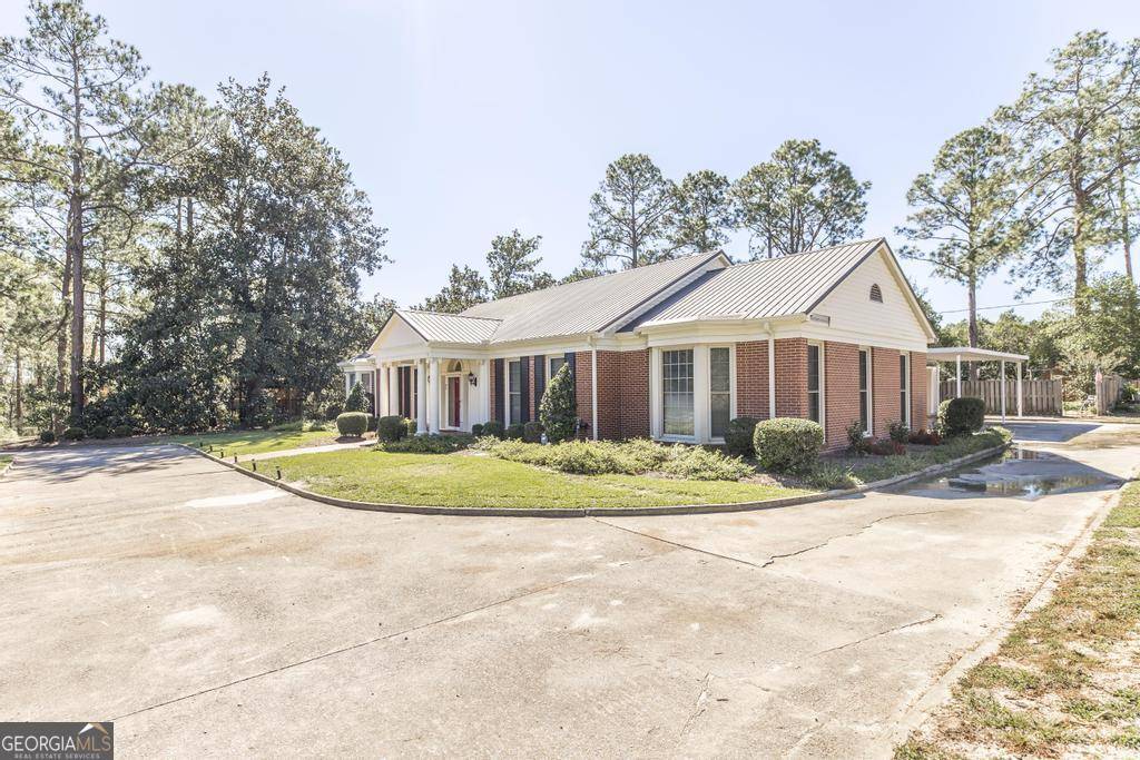 Mcrae-helena, GA 31055,95 W Willow Creek LN