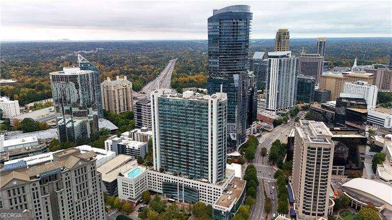 Atlanta, GA 30326,3324 PEACHTREE RD NE #2905