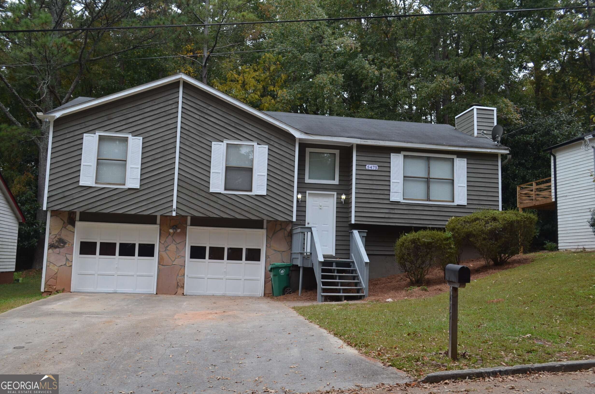 Stone Mountain, GA 30087,5475 Pepperwood CT