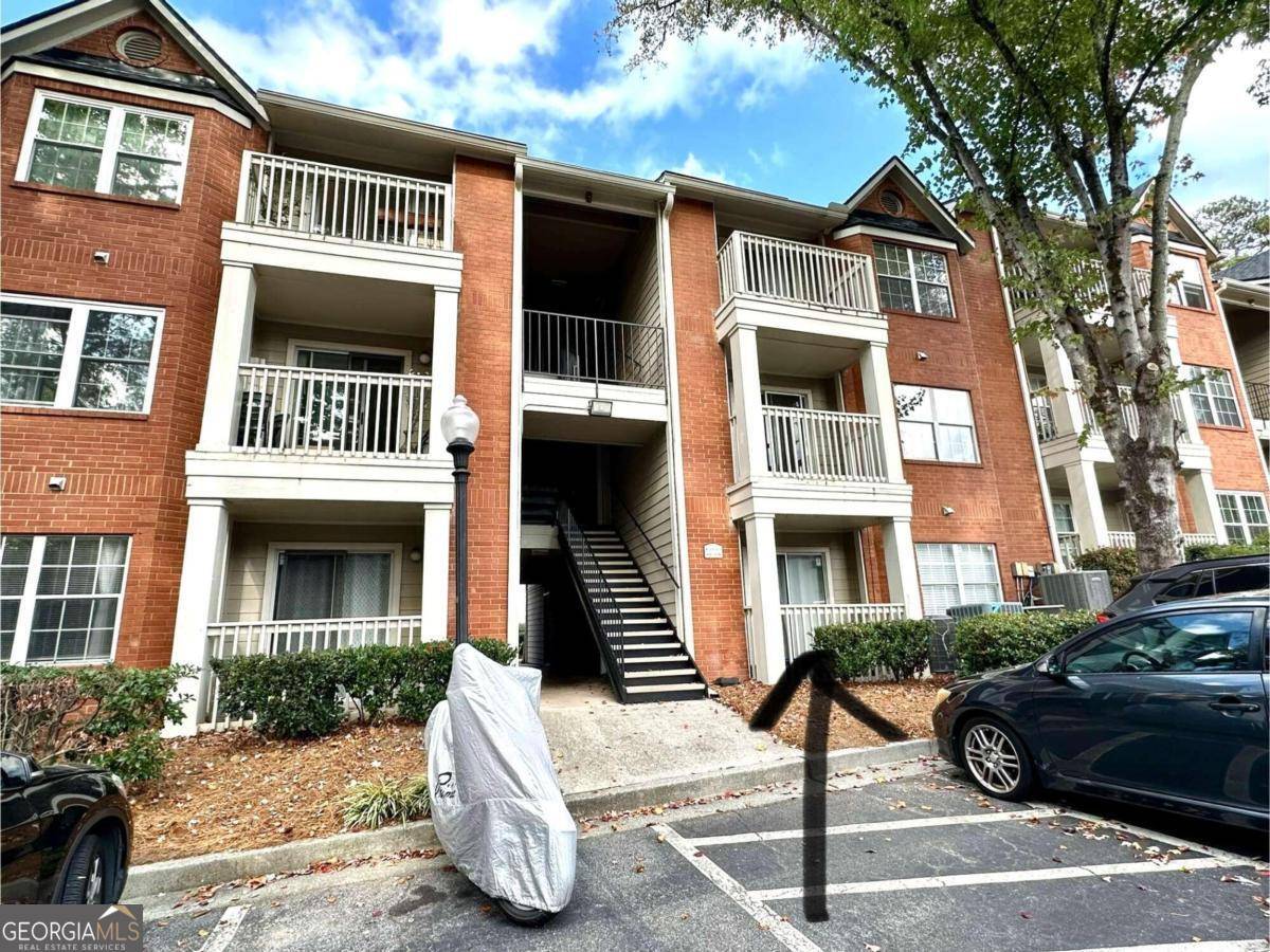 Atlanta, GA 30342,4090 Chastain Park CT NE