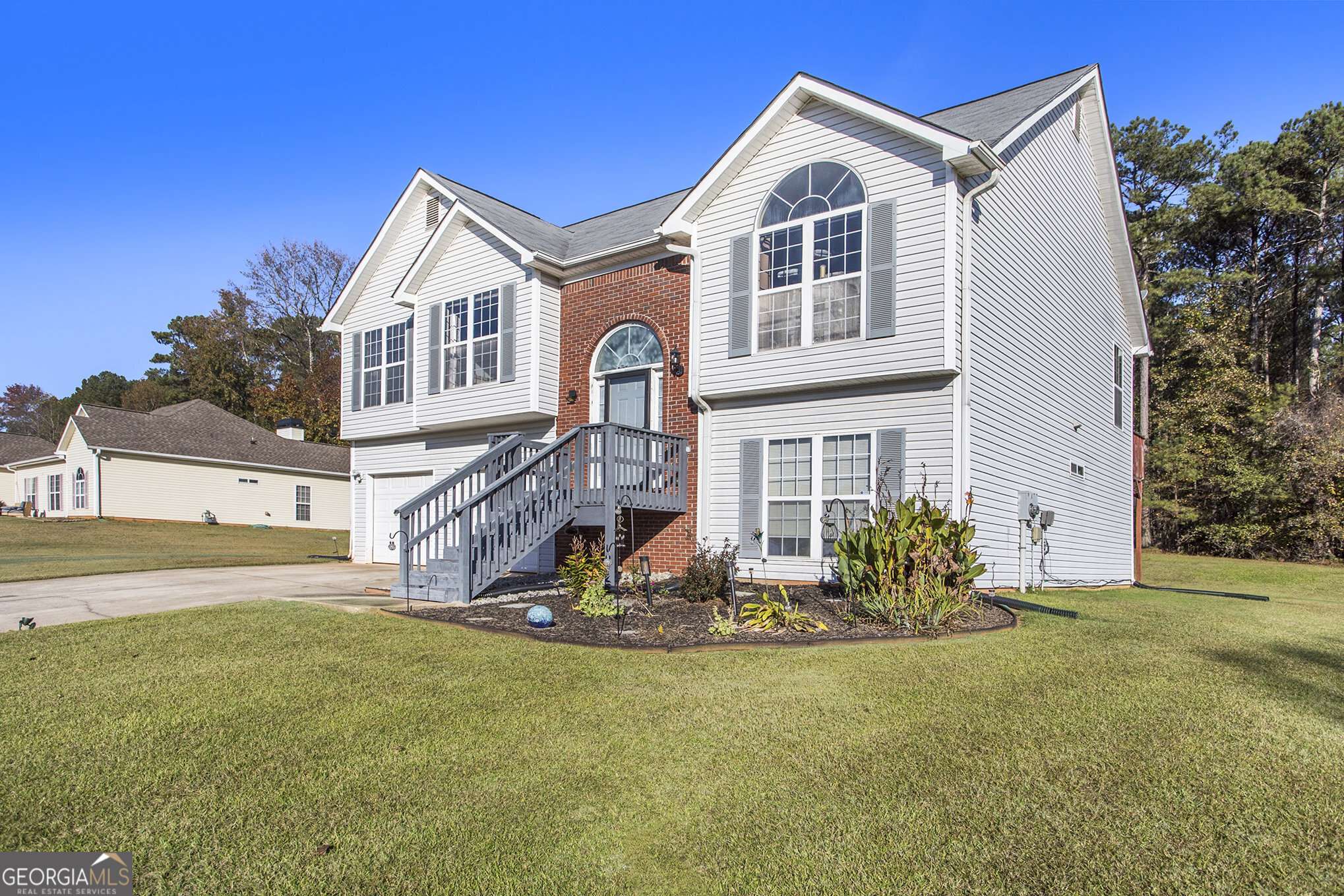 Stockbridge, GA 30281,182 Windsor CIR