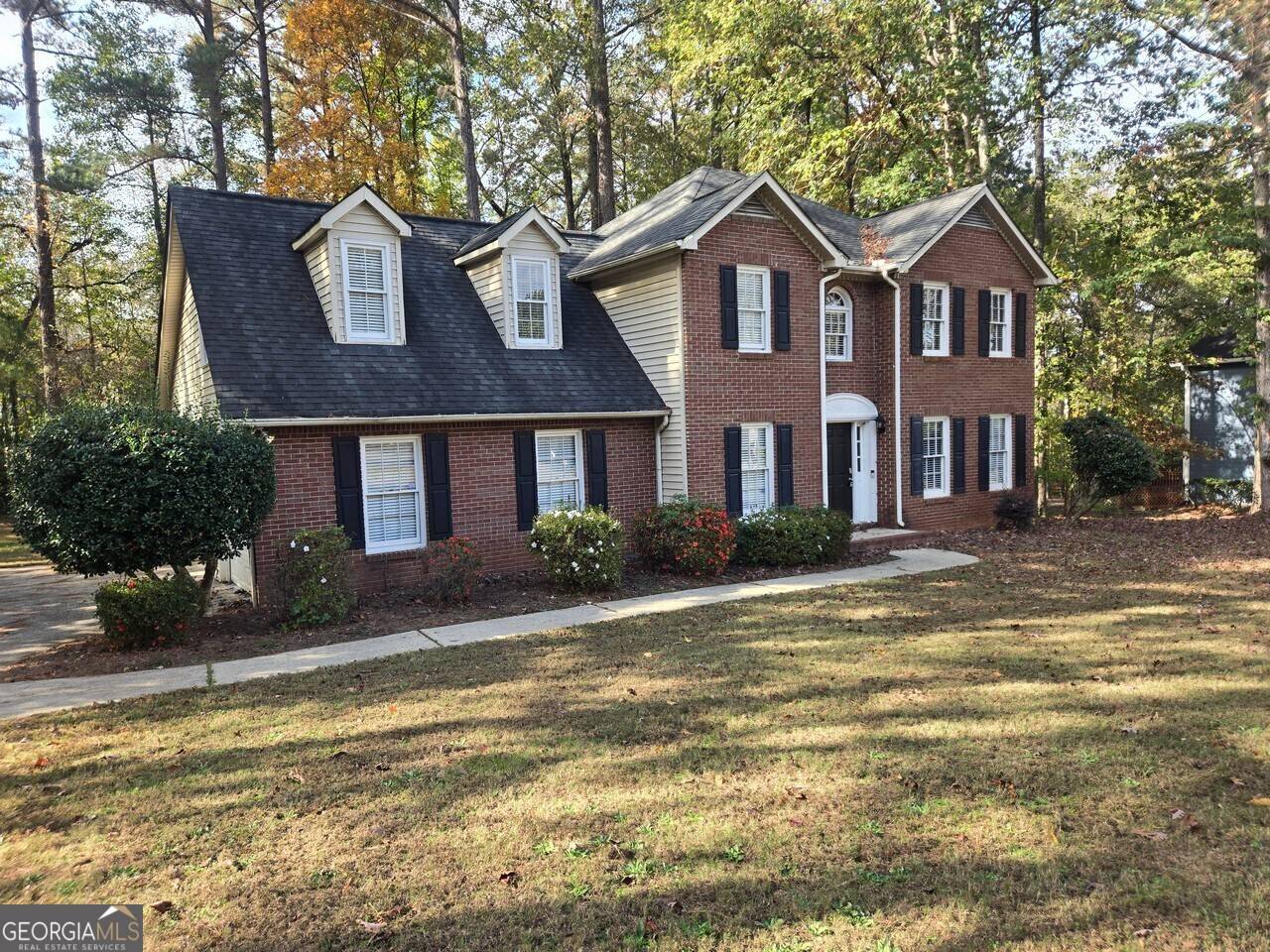 Peachtree City, GA 30269,542 Pinegate RD