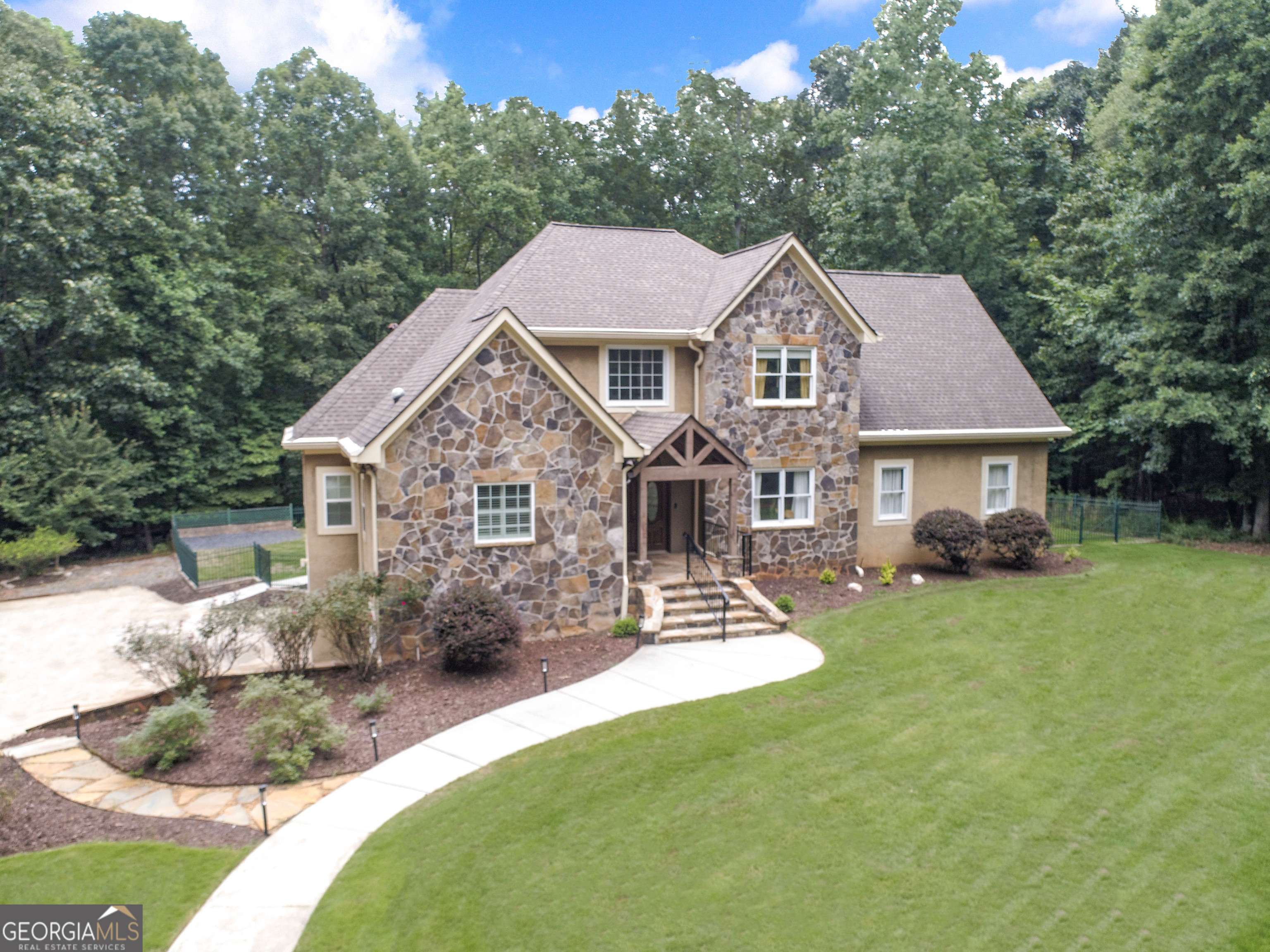 Peachtree City, GA 30269,307 Bradford WAY