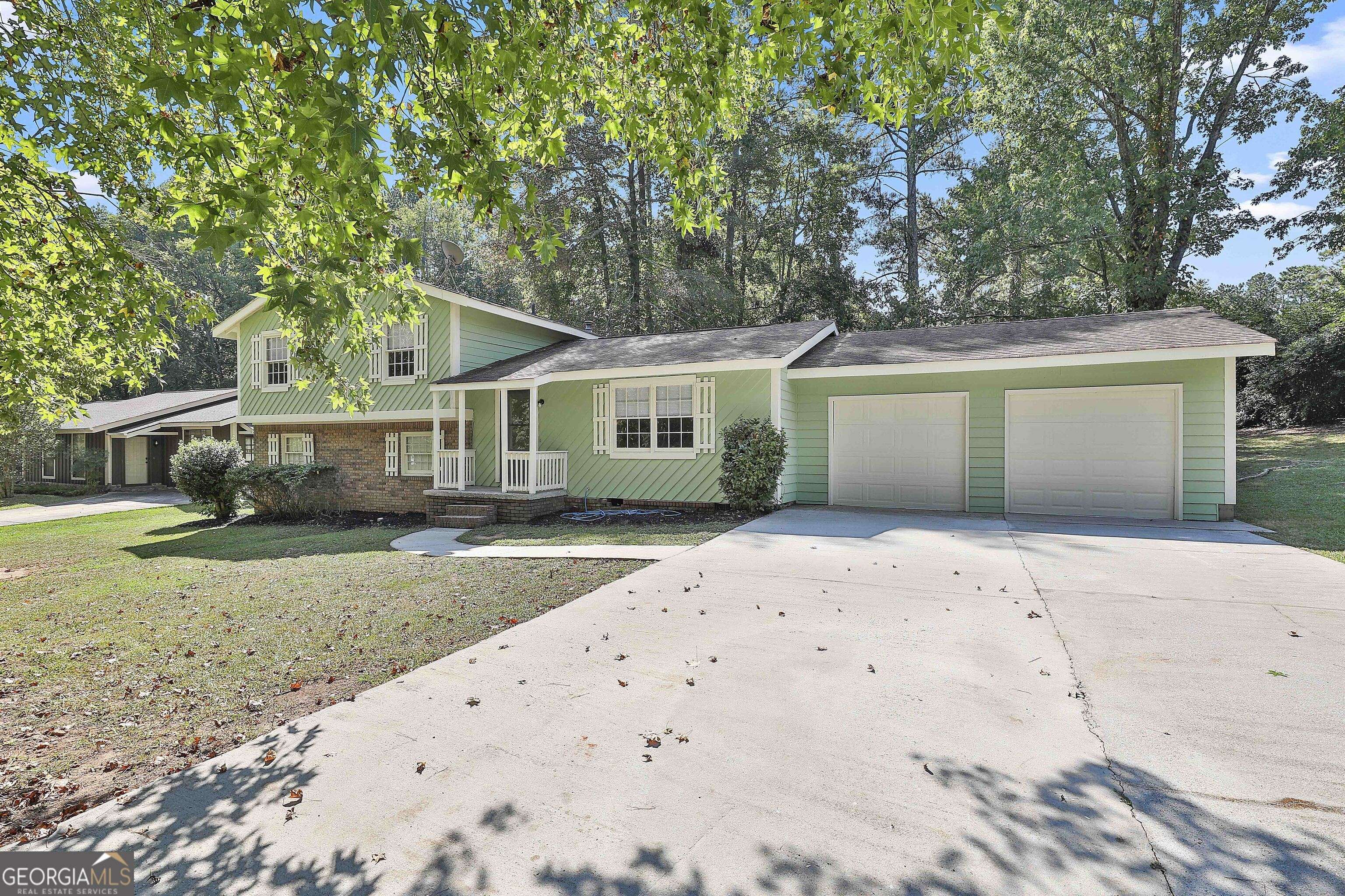 Newnan, GA 30263,1 Logwood LN