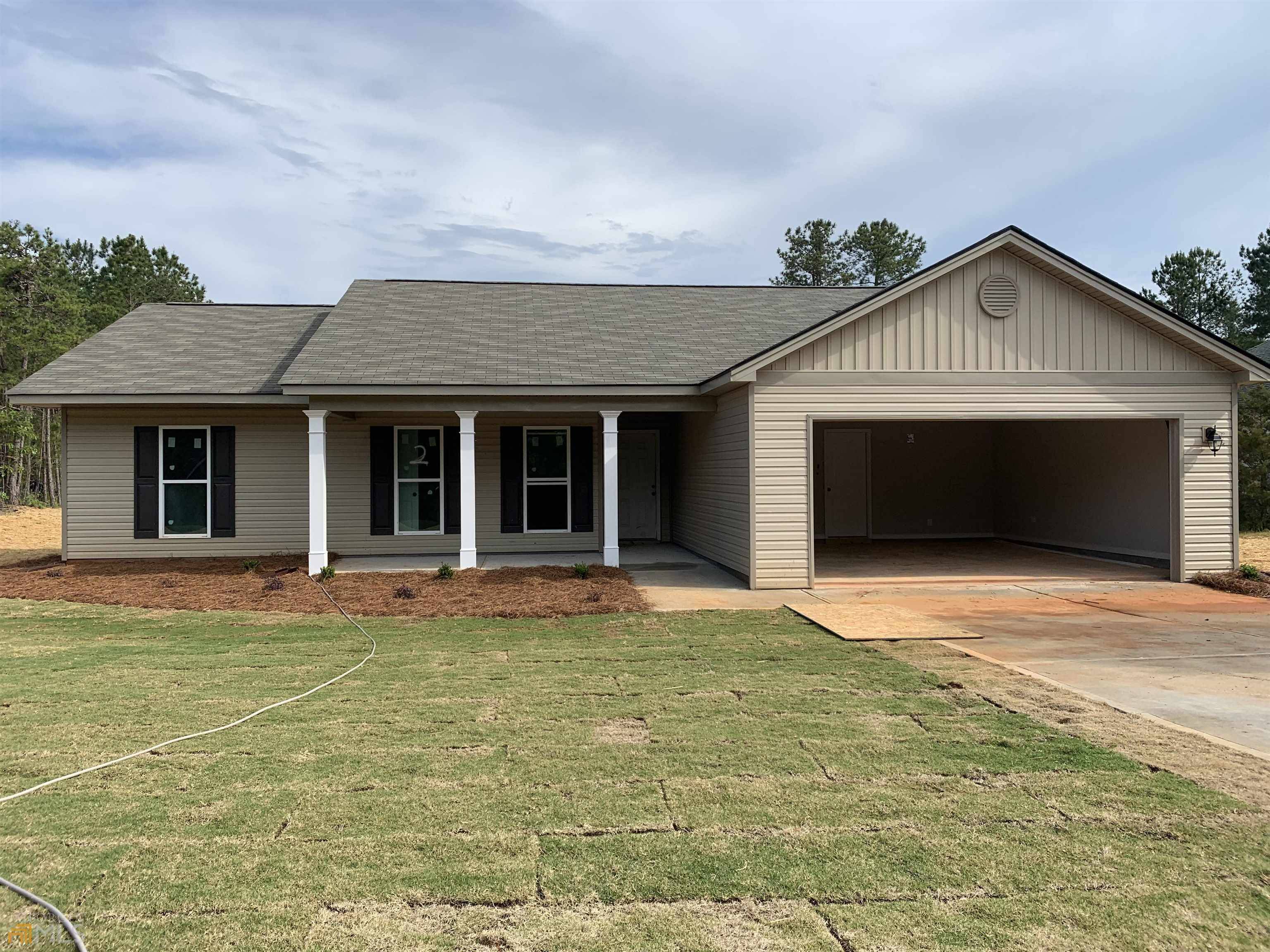 Milledgeville, GA 31061,744 Lake Laurel Rd