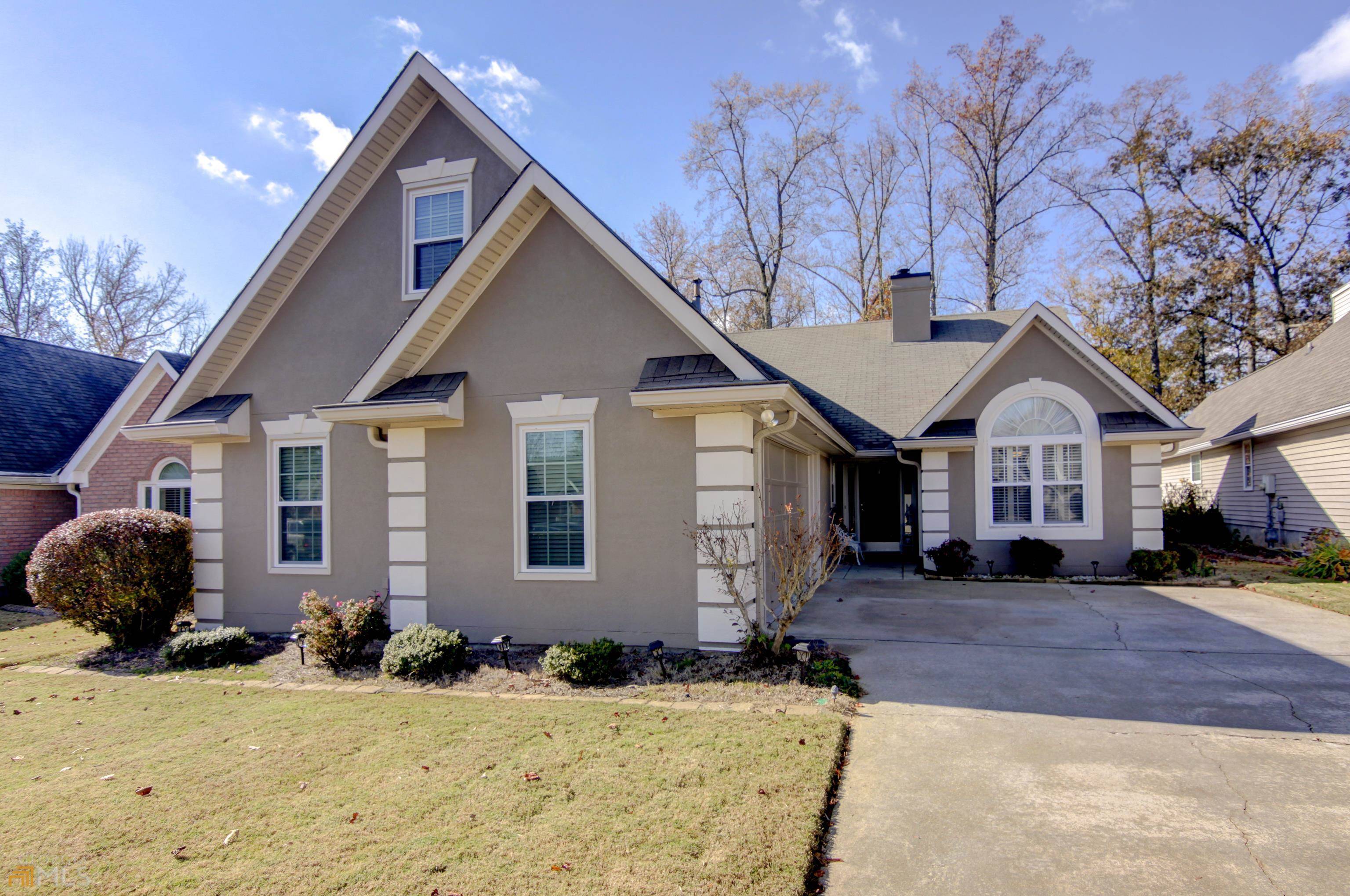 Newnan, GA 30265,385 Fairway CT