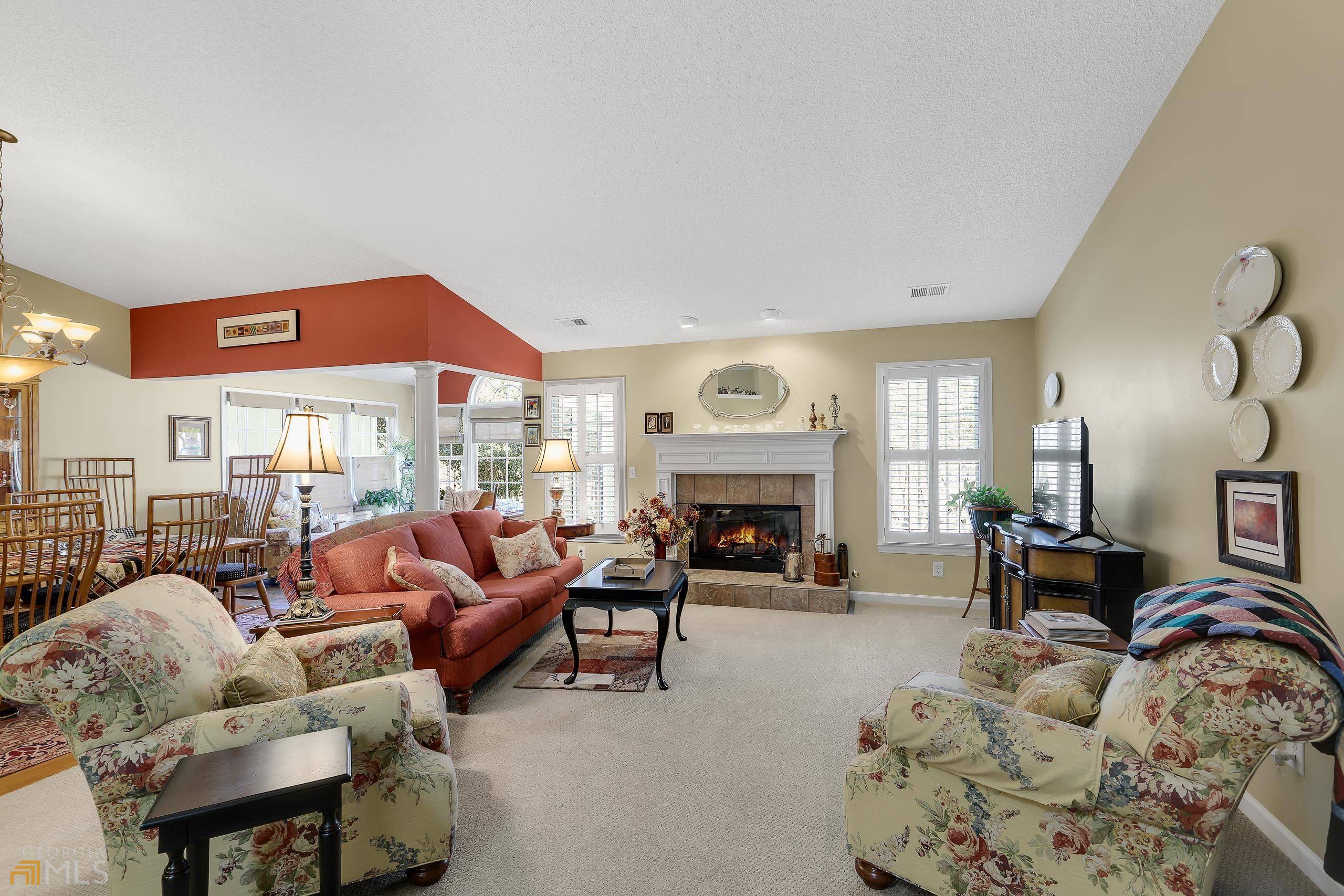 Peachtree City, GA 30269,220 Collierstown WAY