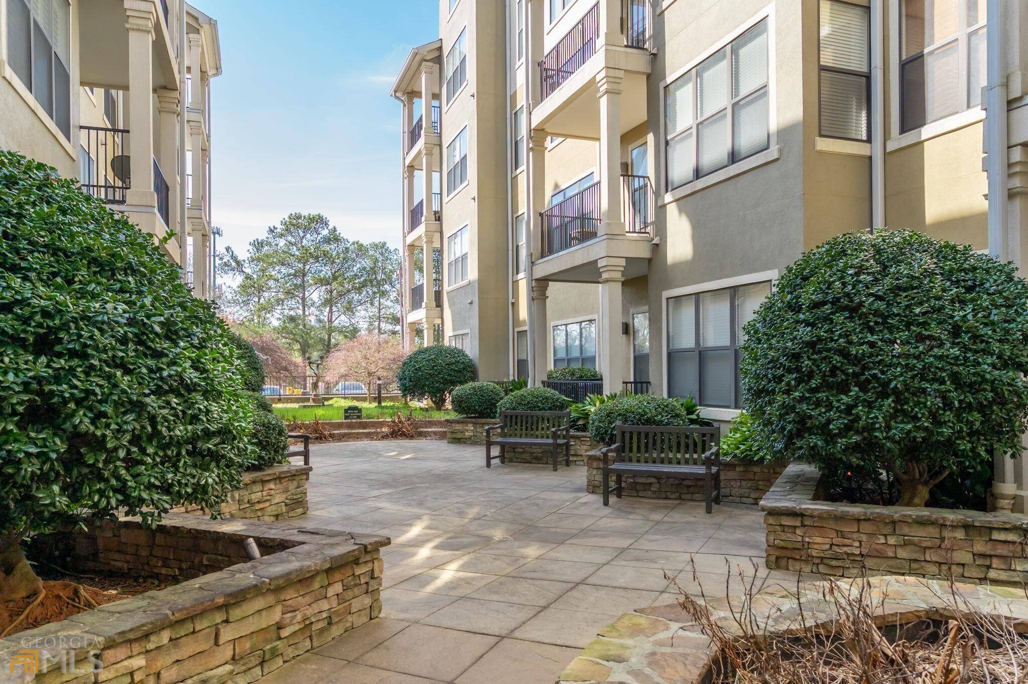 Sandy Springs, GA 30328,799 Hammond DR #306