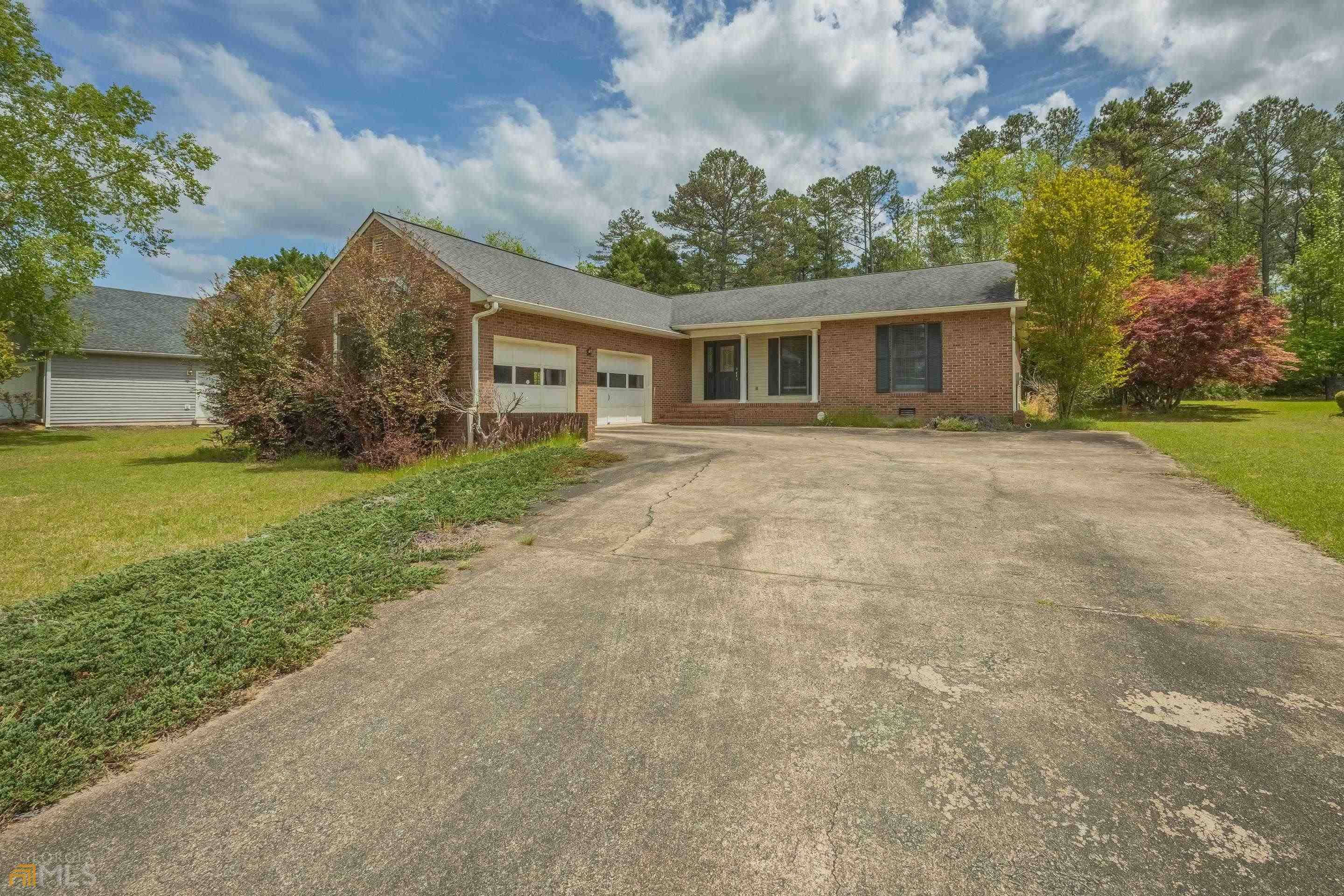 Elberton, GA 30635,1741 Pine Needle Ln