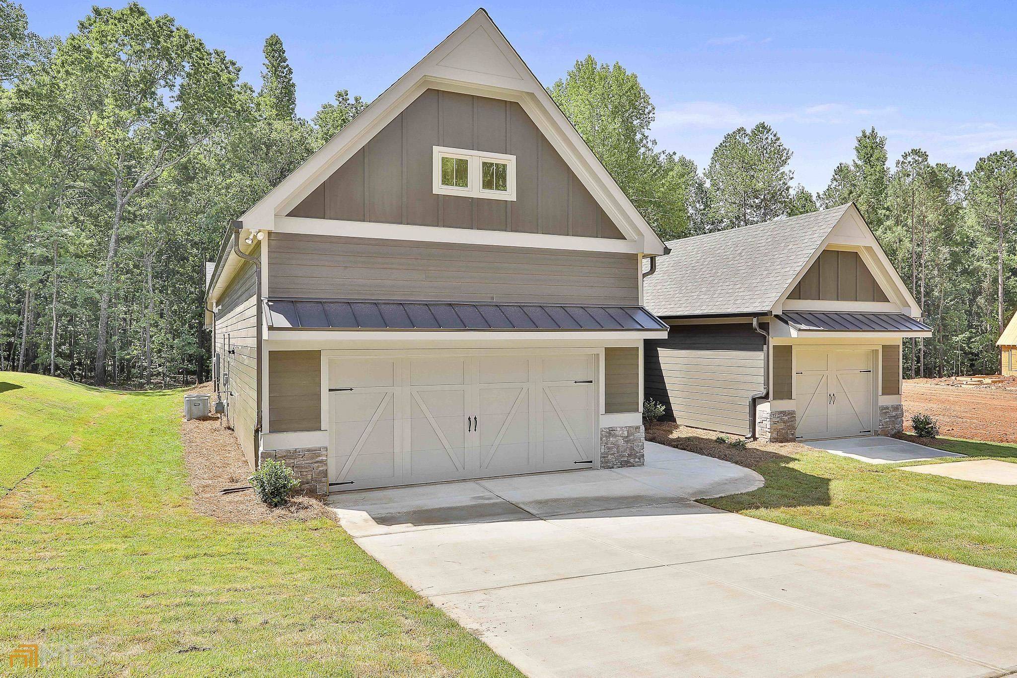 Peachtree City, GA 30269,714 Magnolia WALK