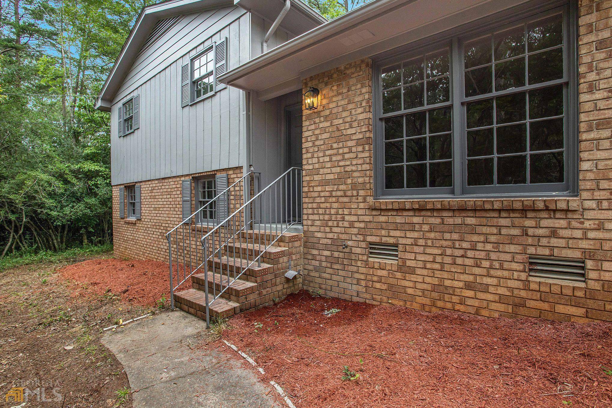 Athens, GA 30605,615 University Circle CIR