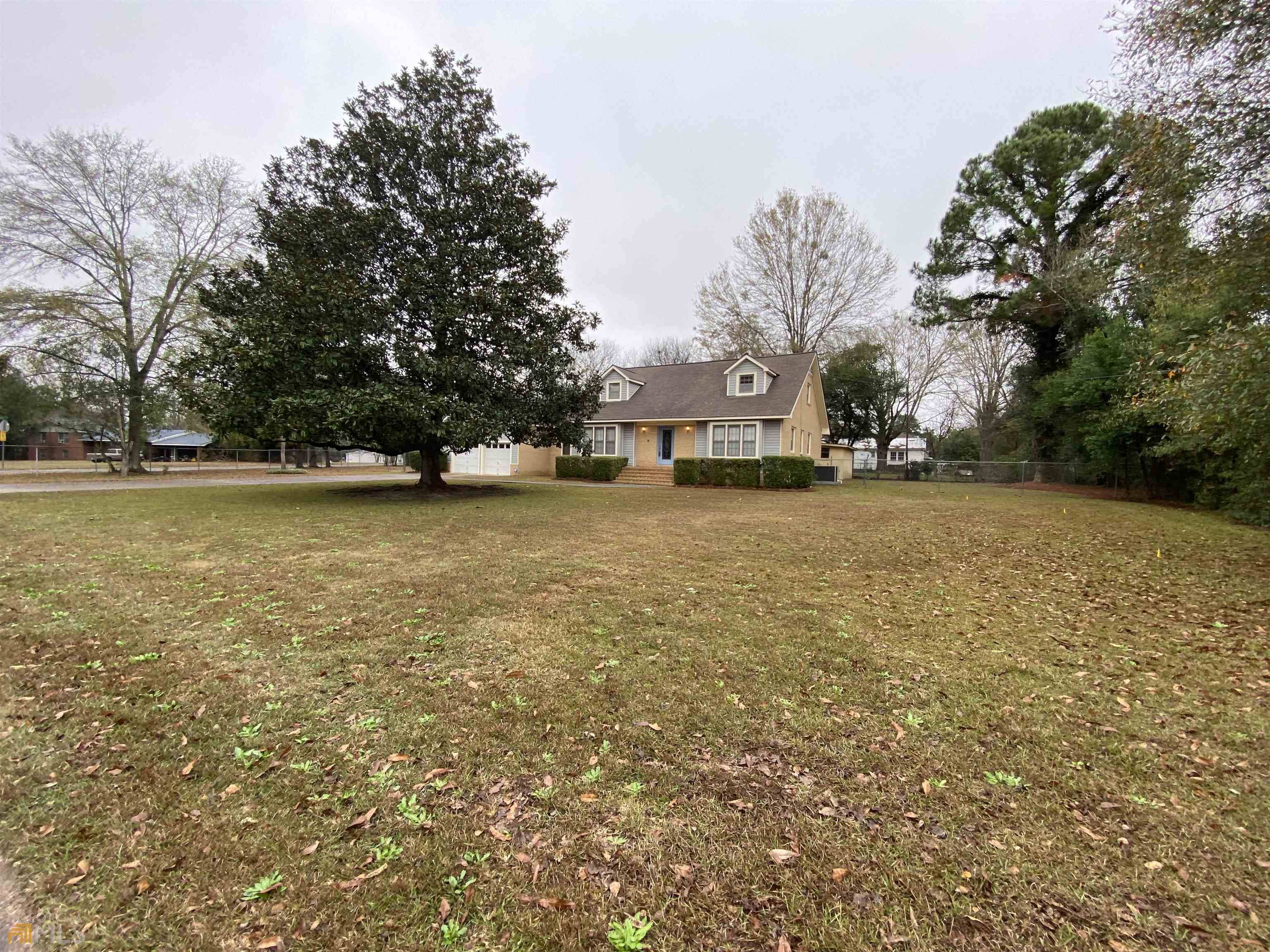 Cochran, GA 31014,117 Jeanette ST