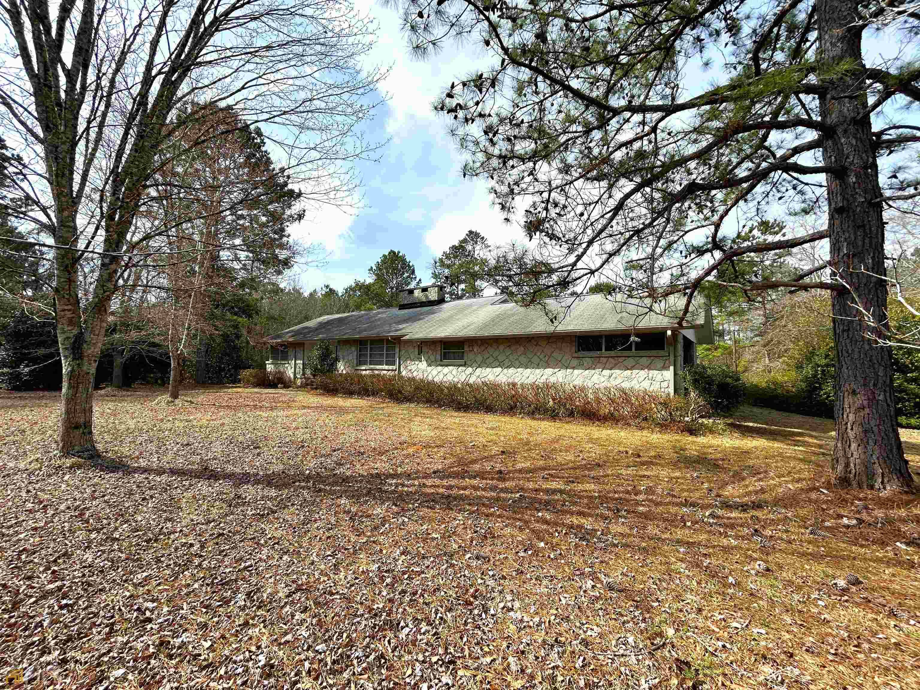 Milledgeville, GA 31061,210 Lonesome Pine TRL