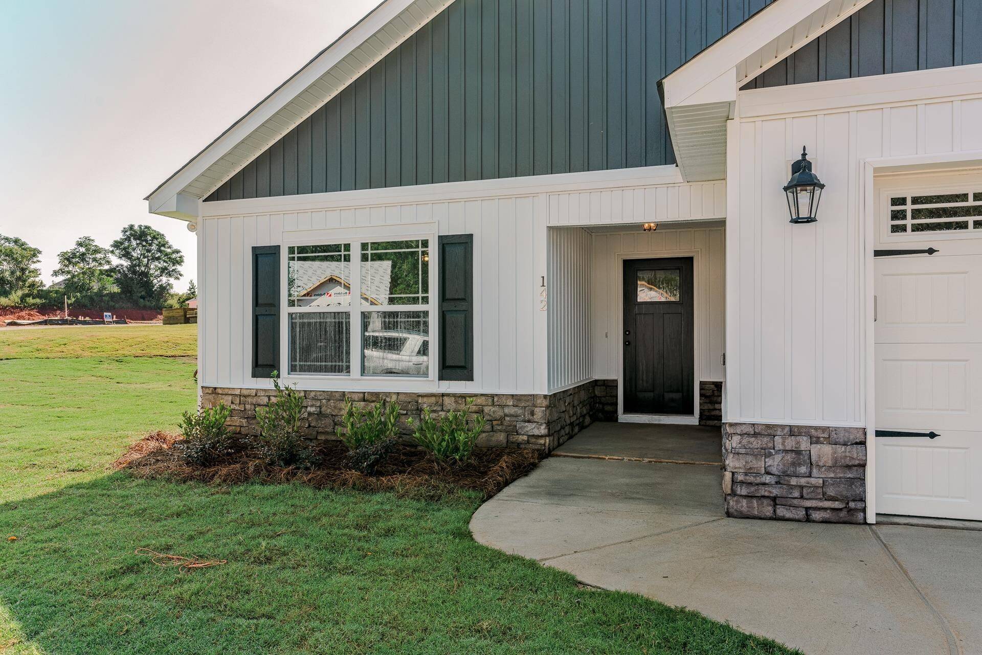 Byron, GA 31008,142 Red Tail CIR #LOT 153