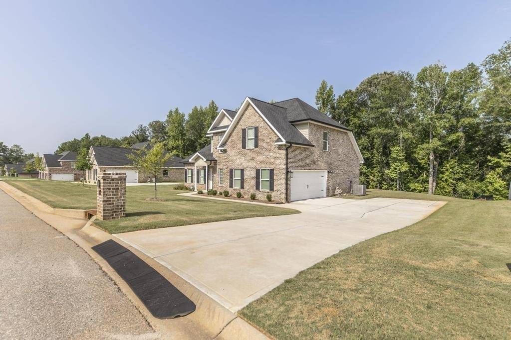 Byron, GA 31008,129 Timber Ridge CIR