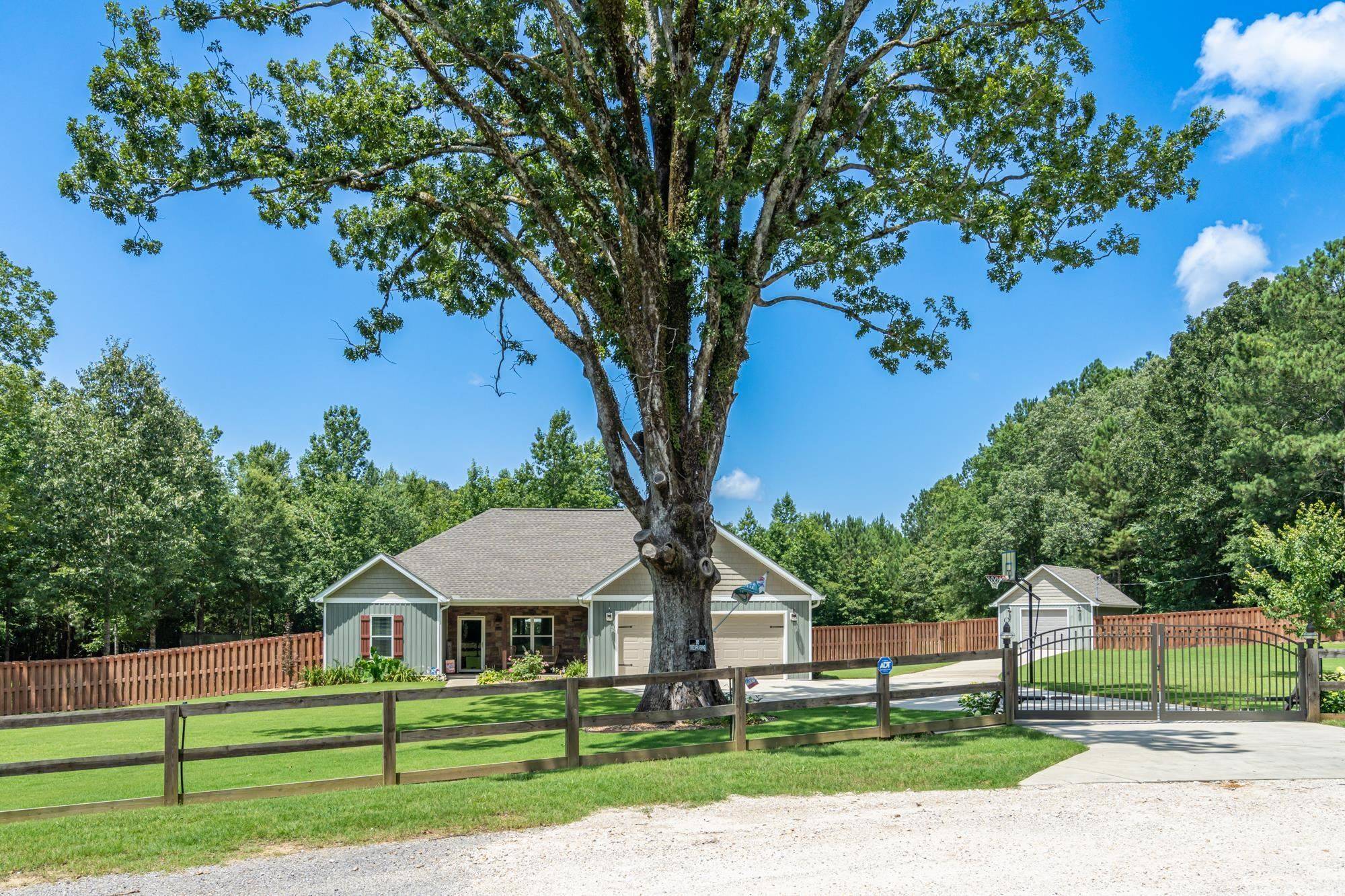 Cedar Bluff, AL 35959,4455 Country Rd 117