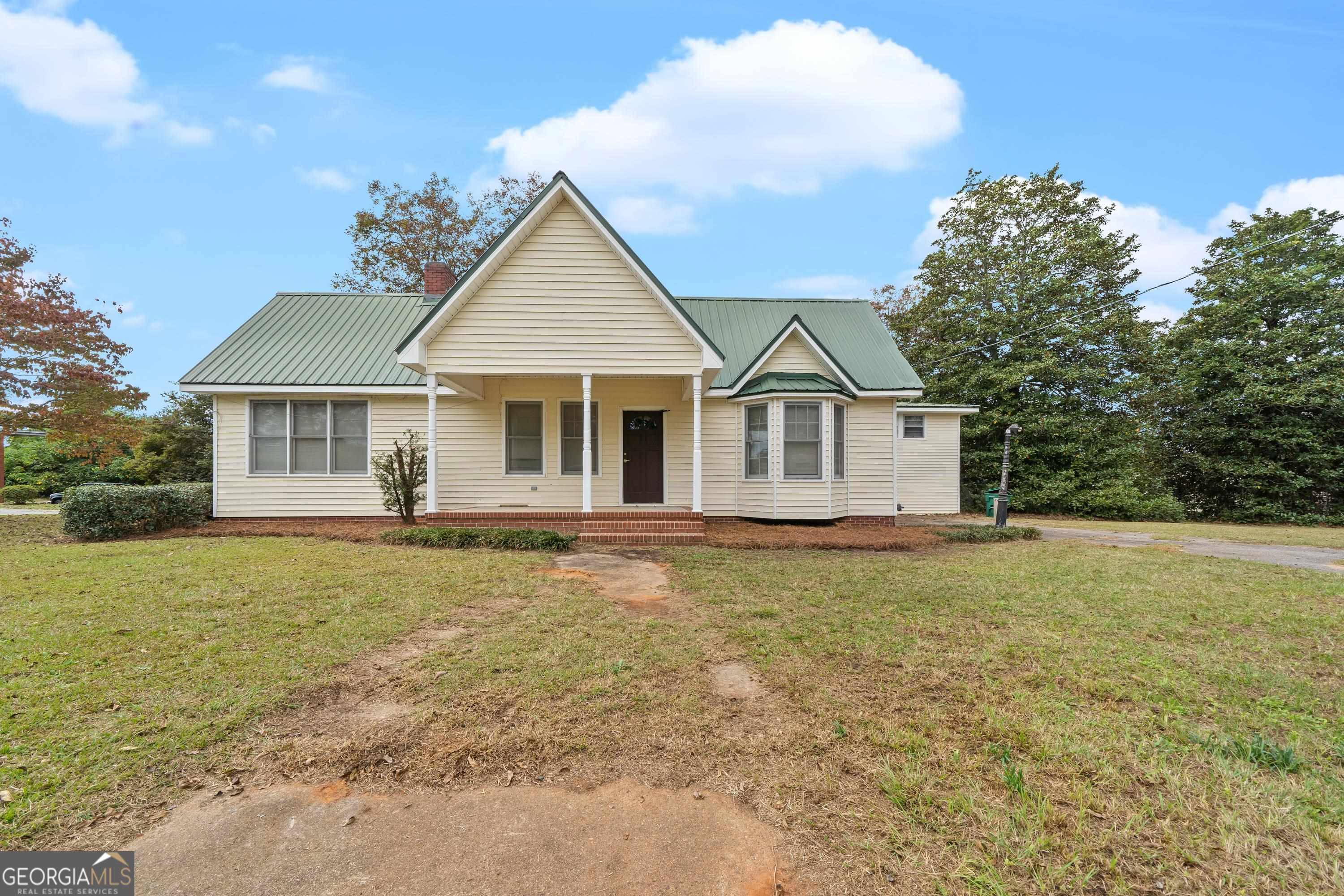 Irwinton, GA 31042,115 Asbell ST