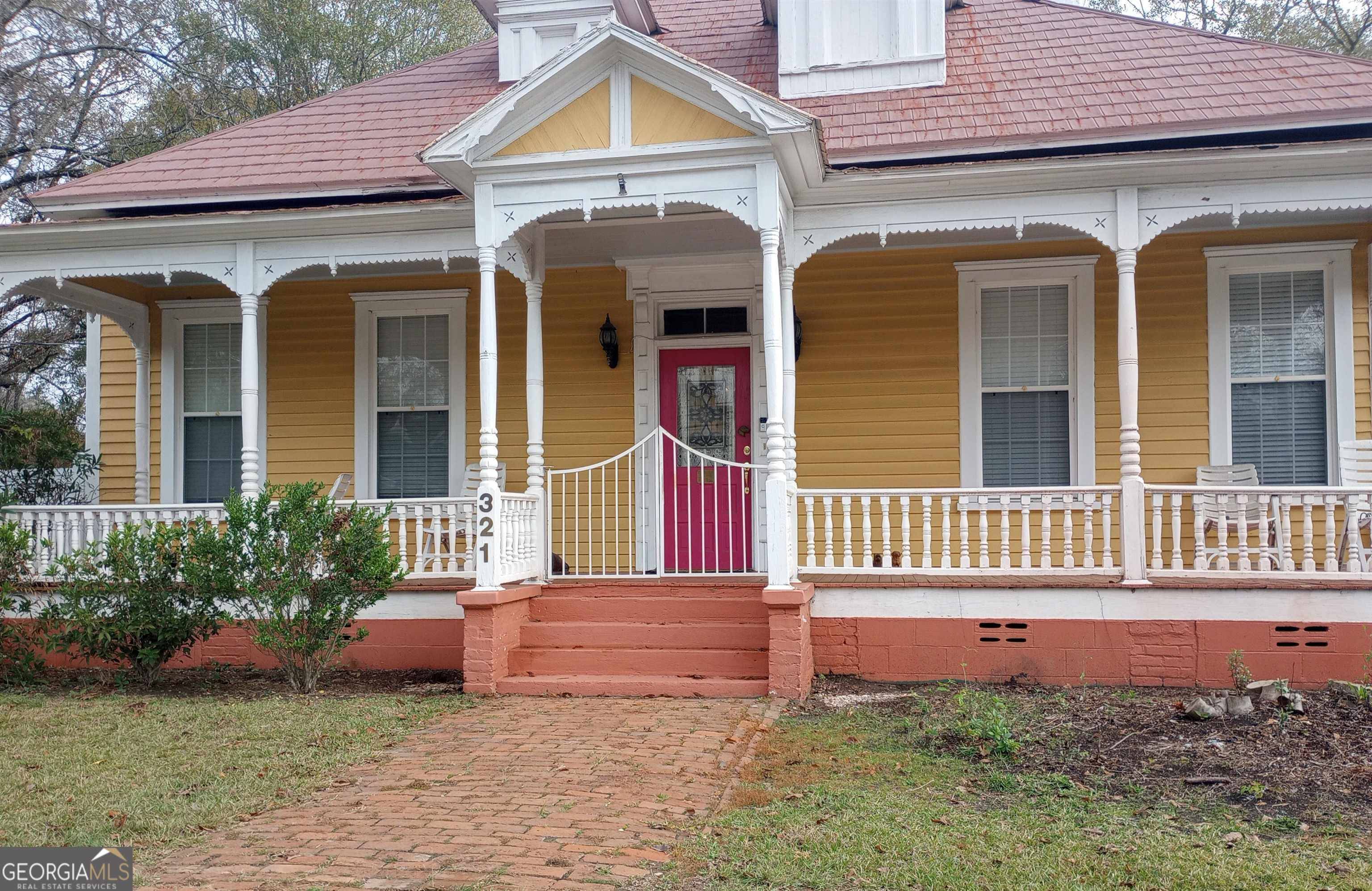 Tennille, GA 31089,321 S Fourth ST