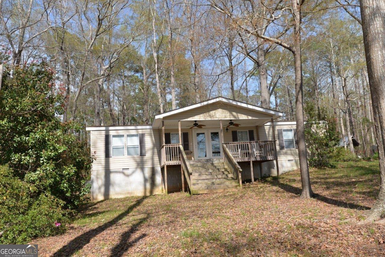 Eatonton, GA 31024,318 Possum Point DR