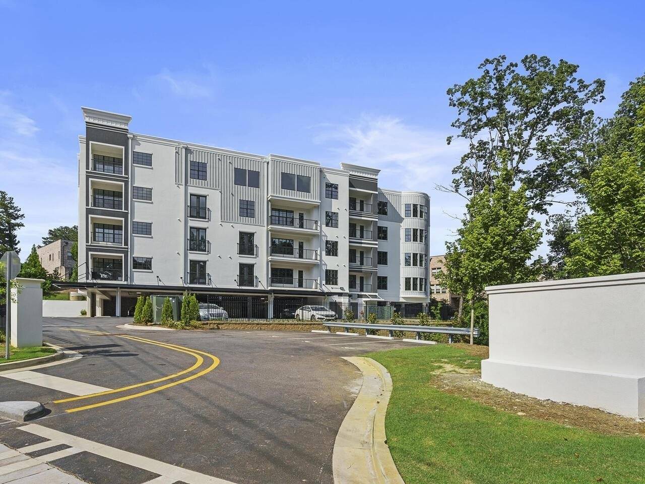 Sandy Springs, GA 30328,6890 Peachtree Dunwoody RD #302