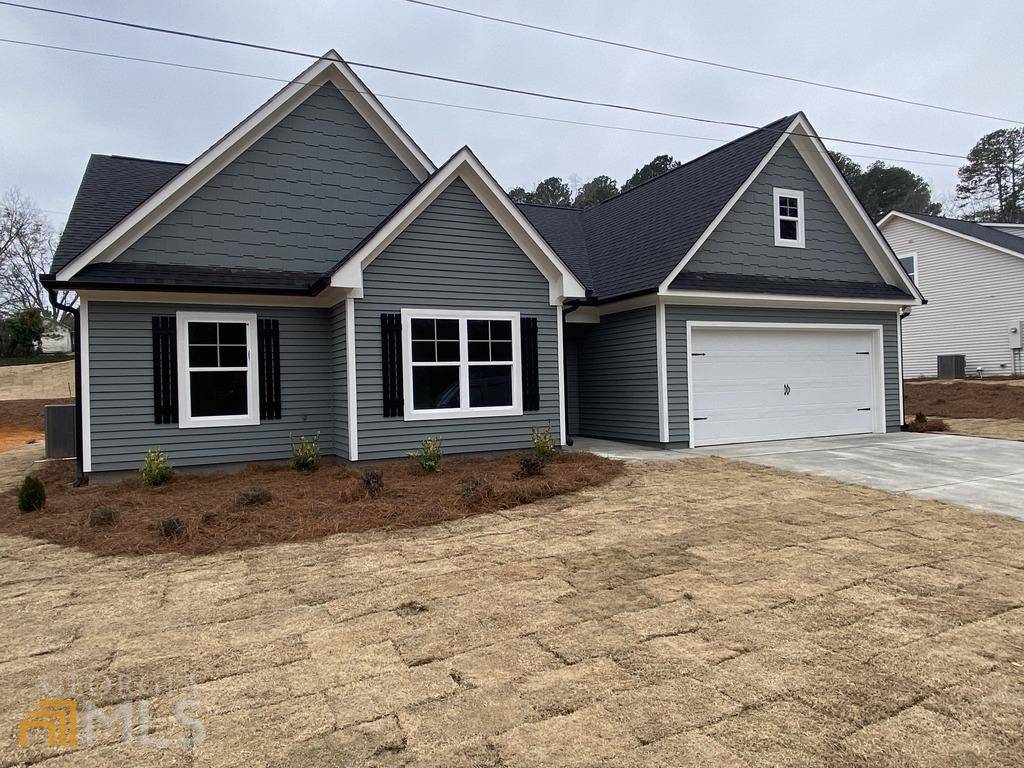 Toccoa, GA 30577,75 Julious DR