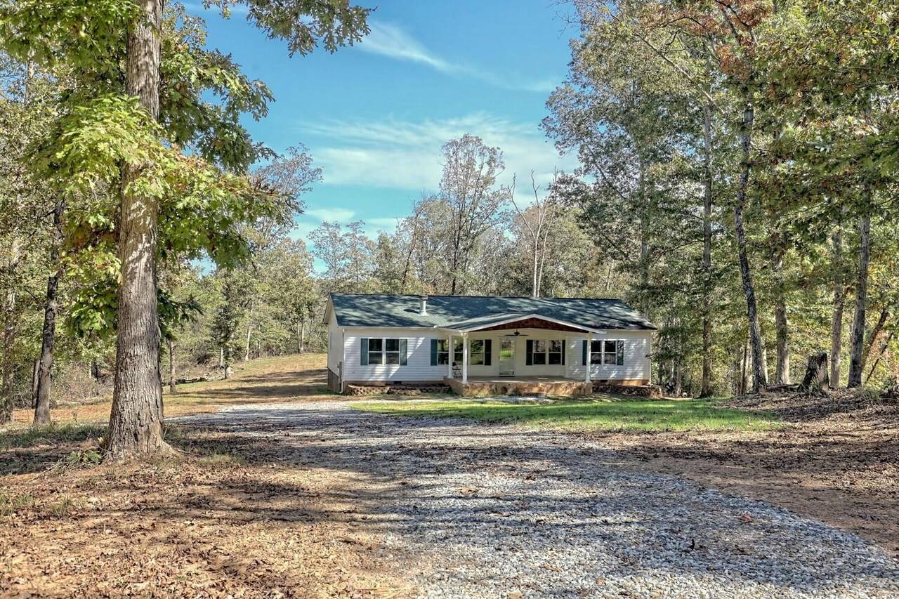 Demorest, GA 30535,410 Golf Course RD