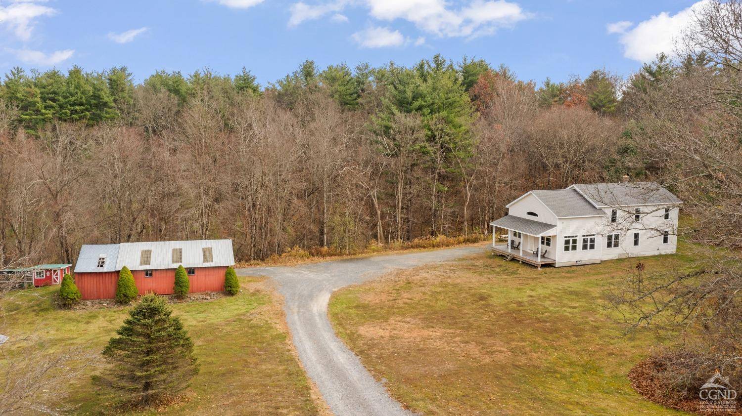 Valatie, NY 12184,118 Hennett RD