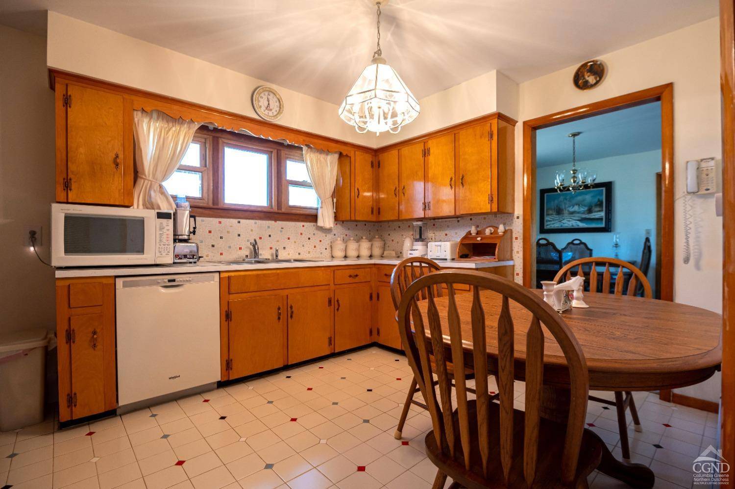 Hudson, NY 12534,277 Anthony AVE