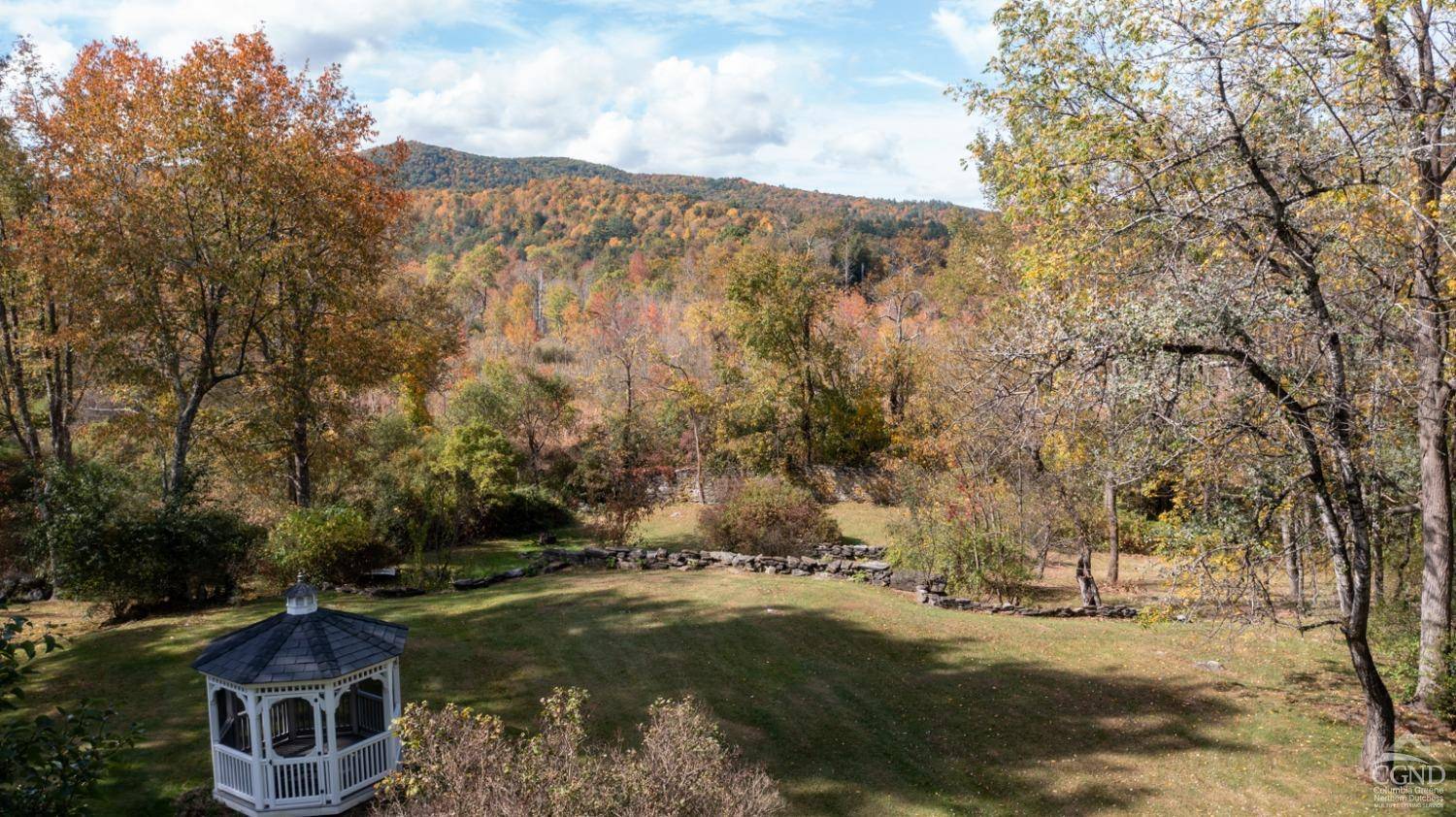 New Lebanon, NY 12125,118 old shaker RD