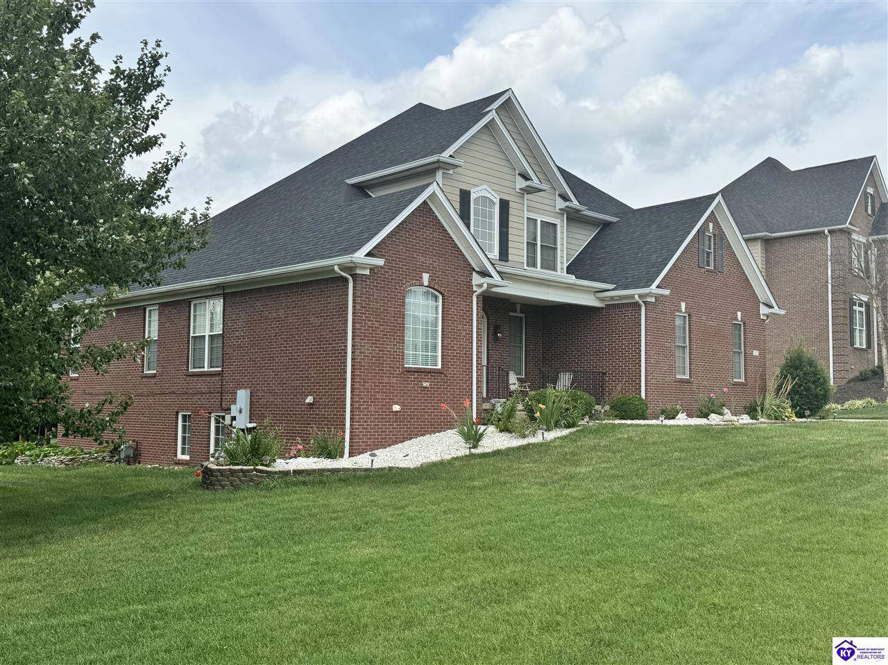 Elizabethtown, KY 42701,702 Freeman Lake Road