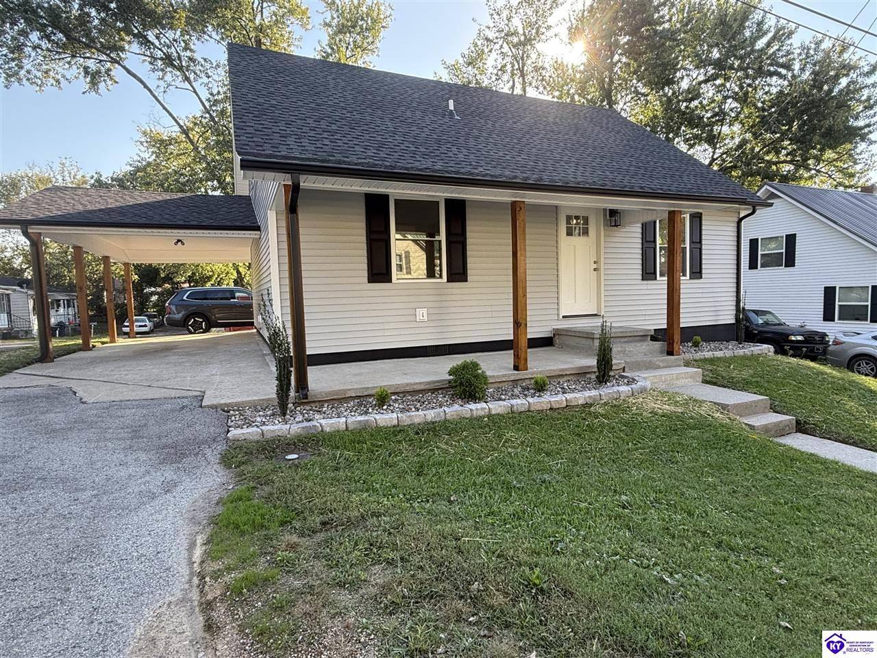 Greensburg, KY 42743,309 E Hodgenville Ave