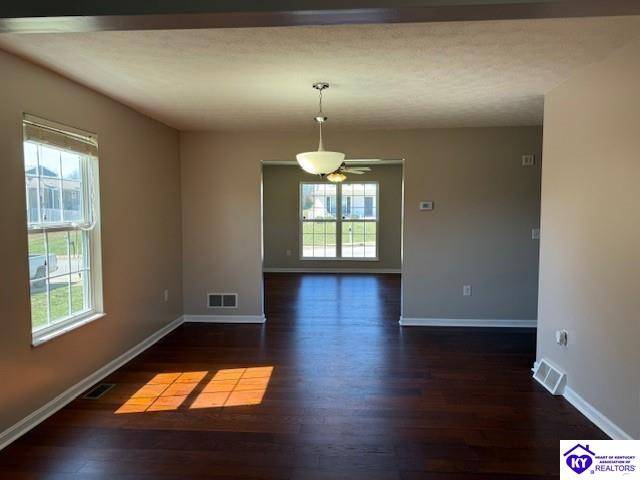 Elizabethtown, KY 42701,105 Teaberry Court
