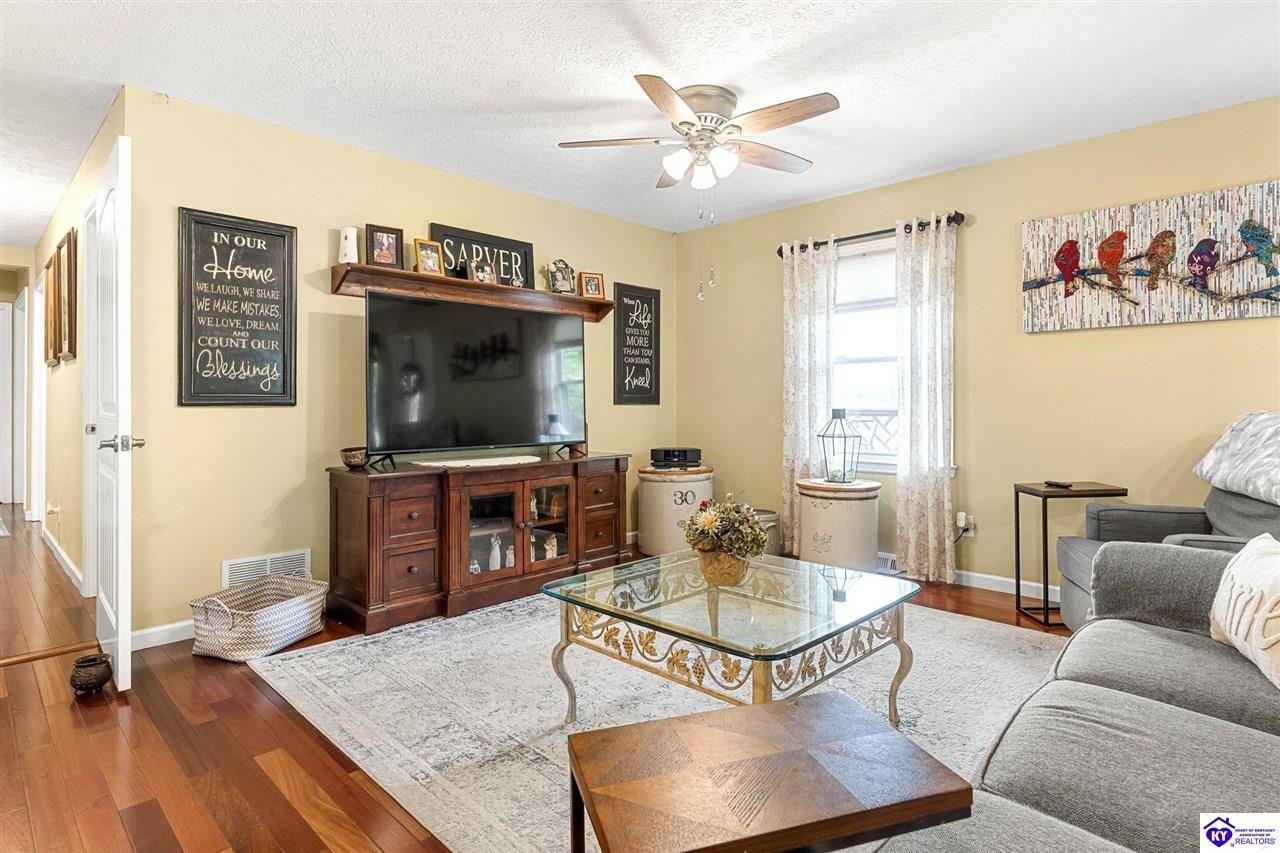 Glendale, KY 42740,500 Harcourt Road