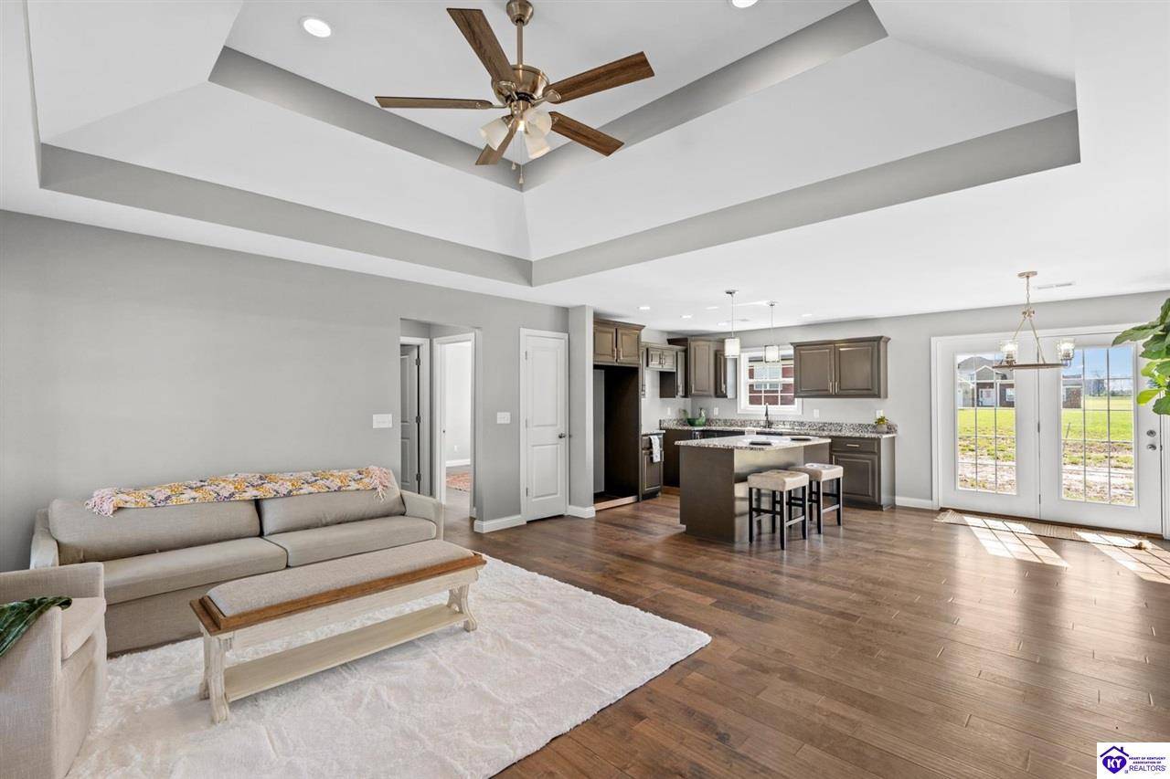 Bardstown, KY 40004,303 Rolling Meadows Lane