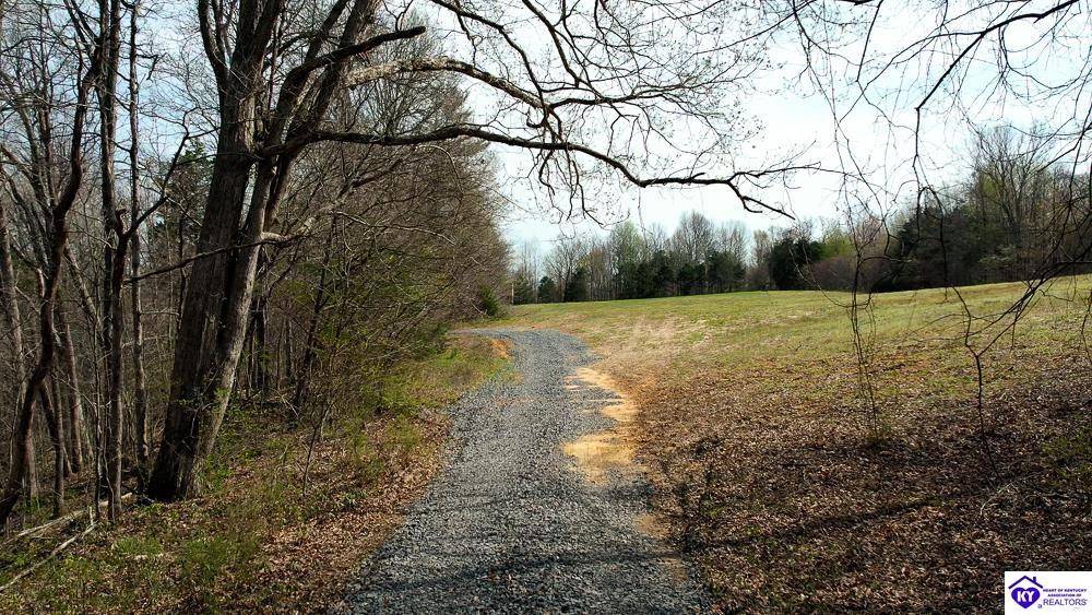Campbellsville, KY 42718,923 Price Hill Spur Road