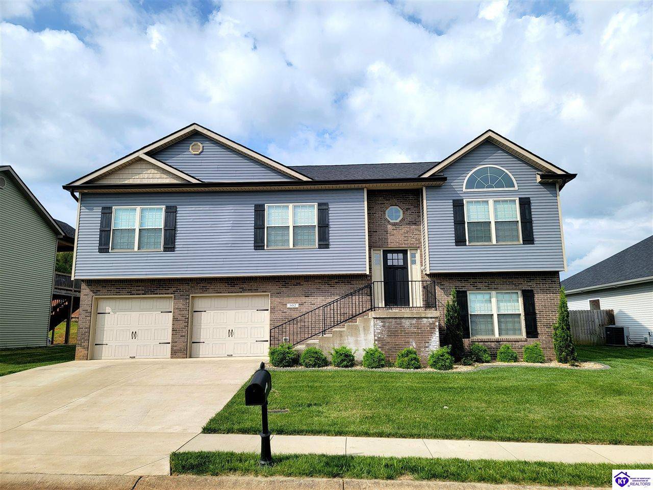 Vine Grove, KY 40175,302 Turner Court