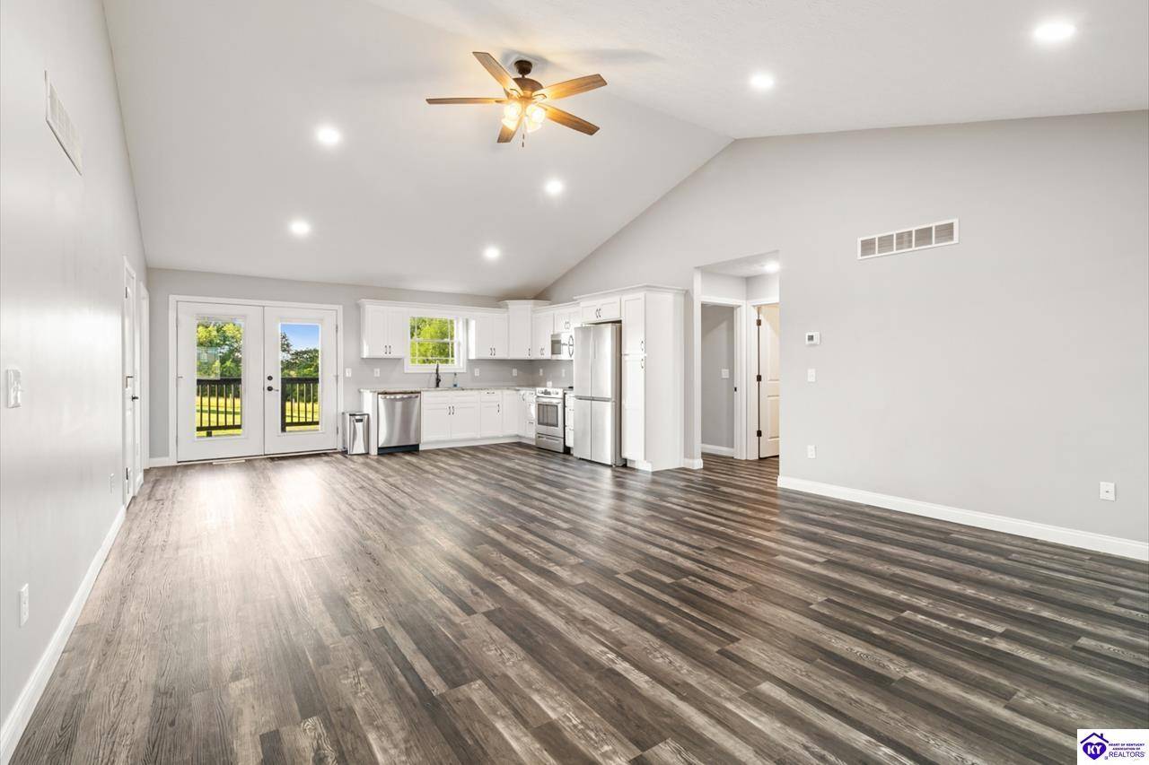 Hodgenville, KY 42748,760 Leafdale Road