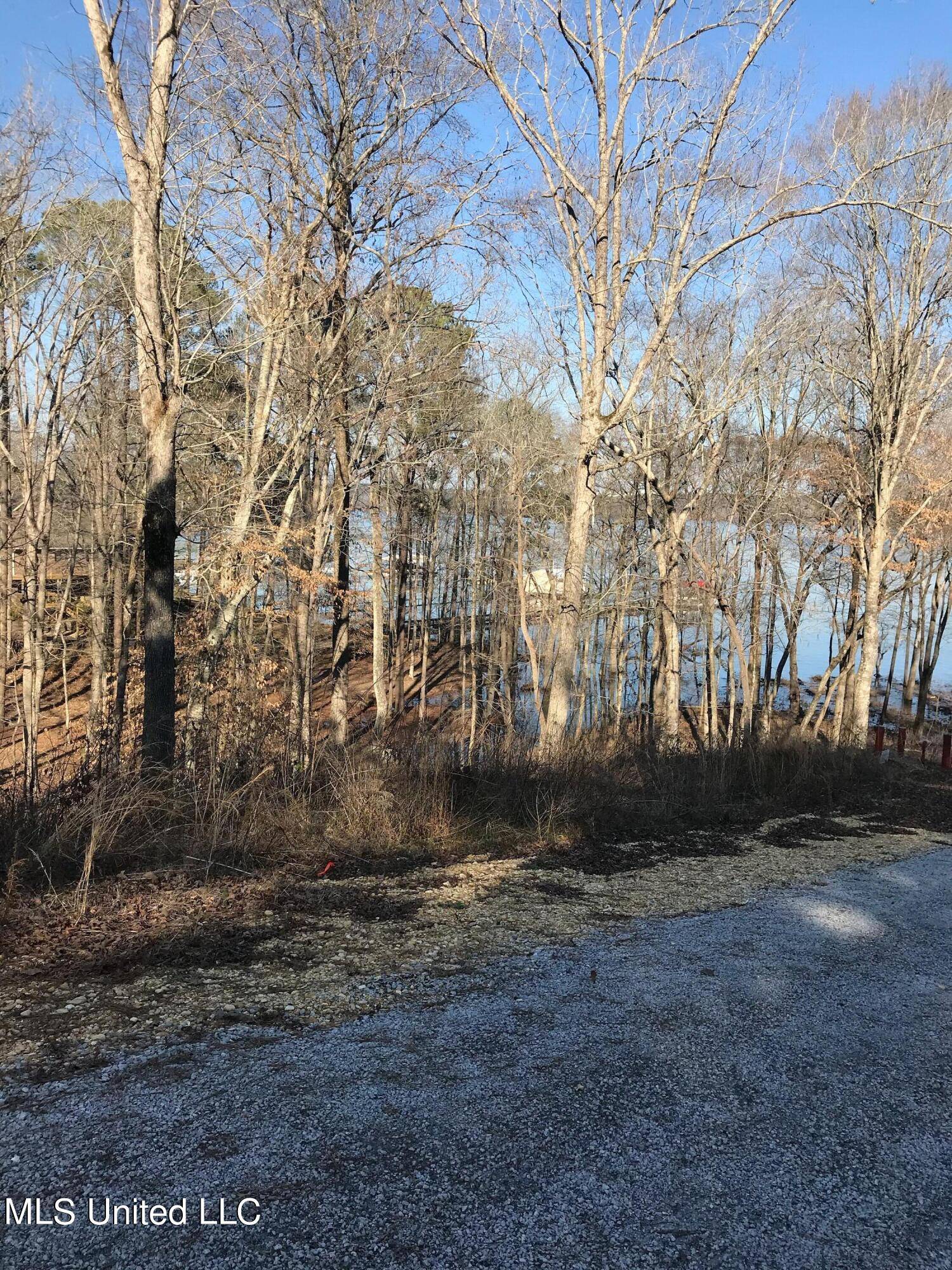 Iuka, MS 38852,33 Joye ln.