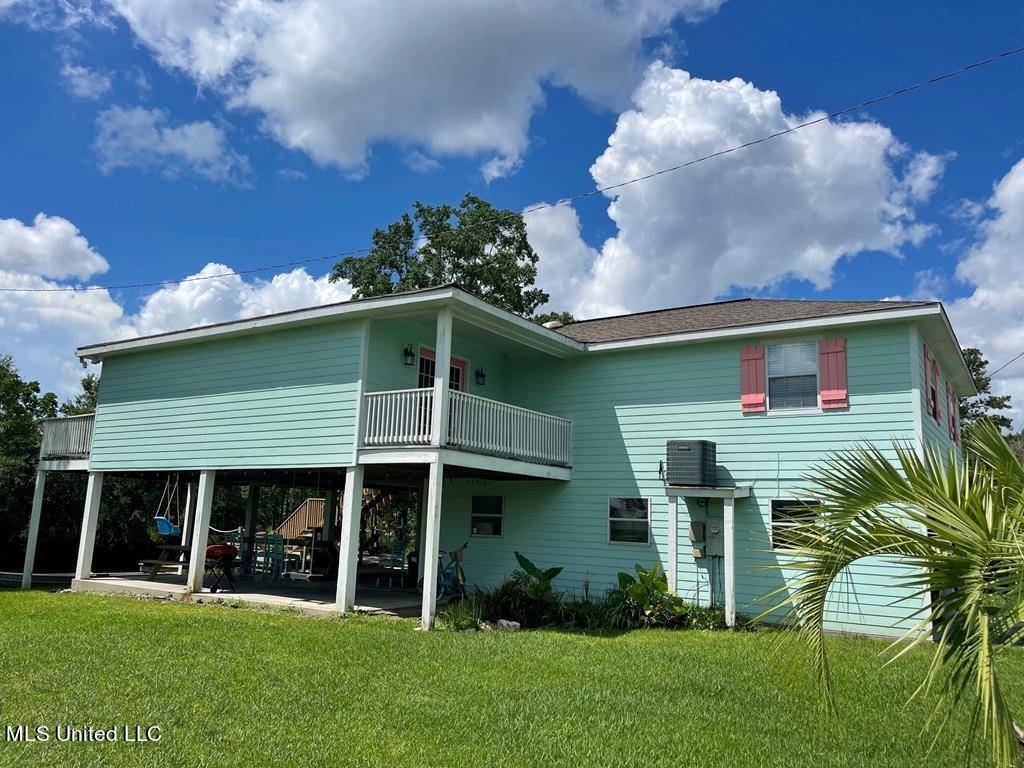 Bay Saint Louis, MS 39520,11056 Missouri Street