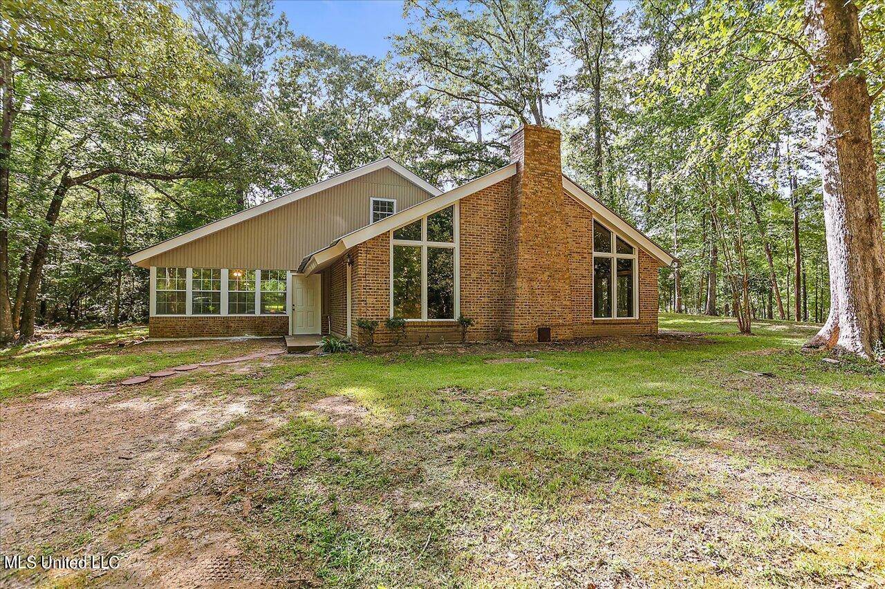 Florence, MS 39073,180 South Eagle Ridge Drive