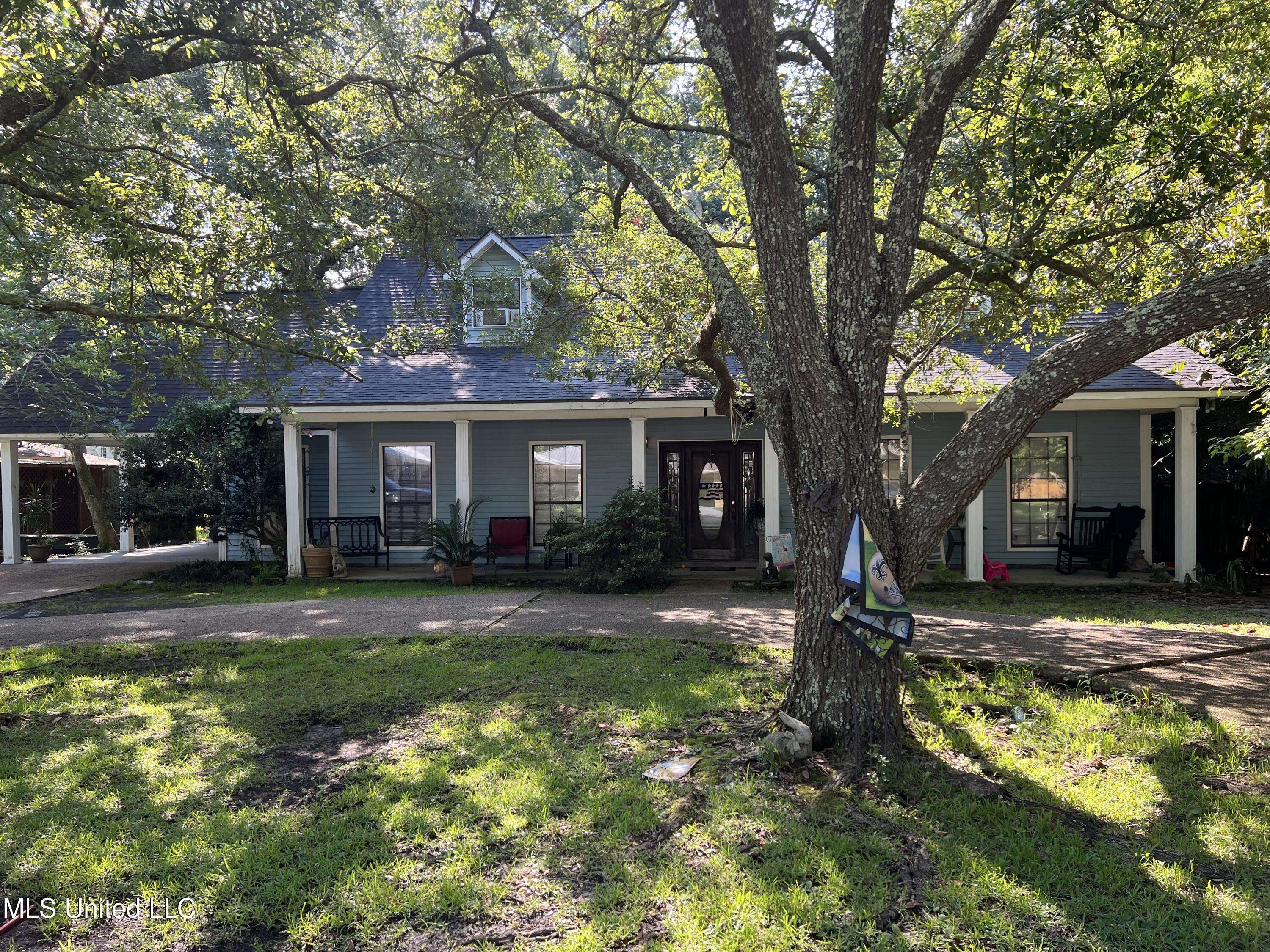 Ocean Springs, MS 39564,404 Maginnis Avenue